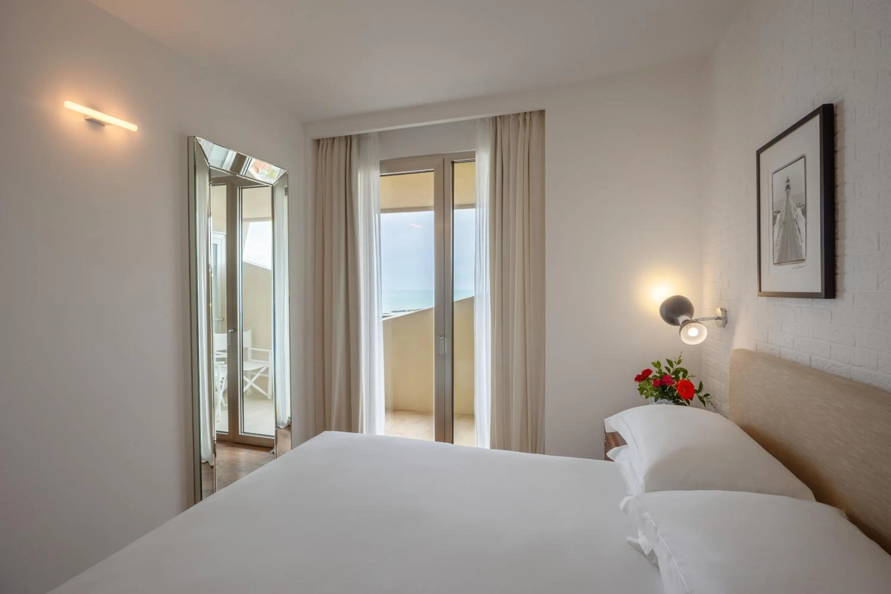 Bed in Excelsior Hotel, SPA & Lido - Preferred Hotels & Resorts