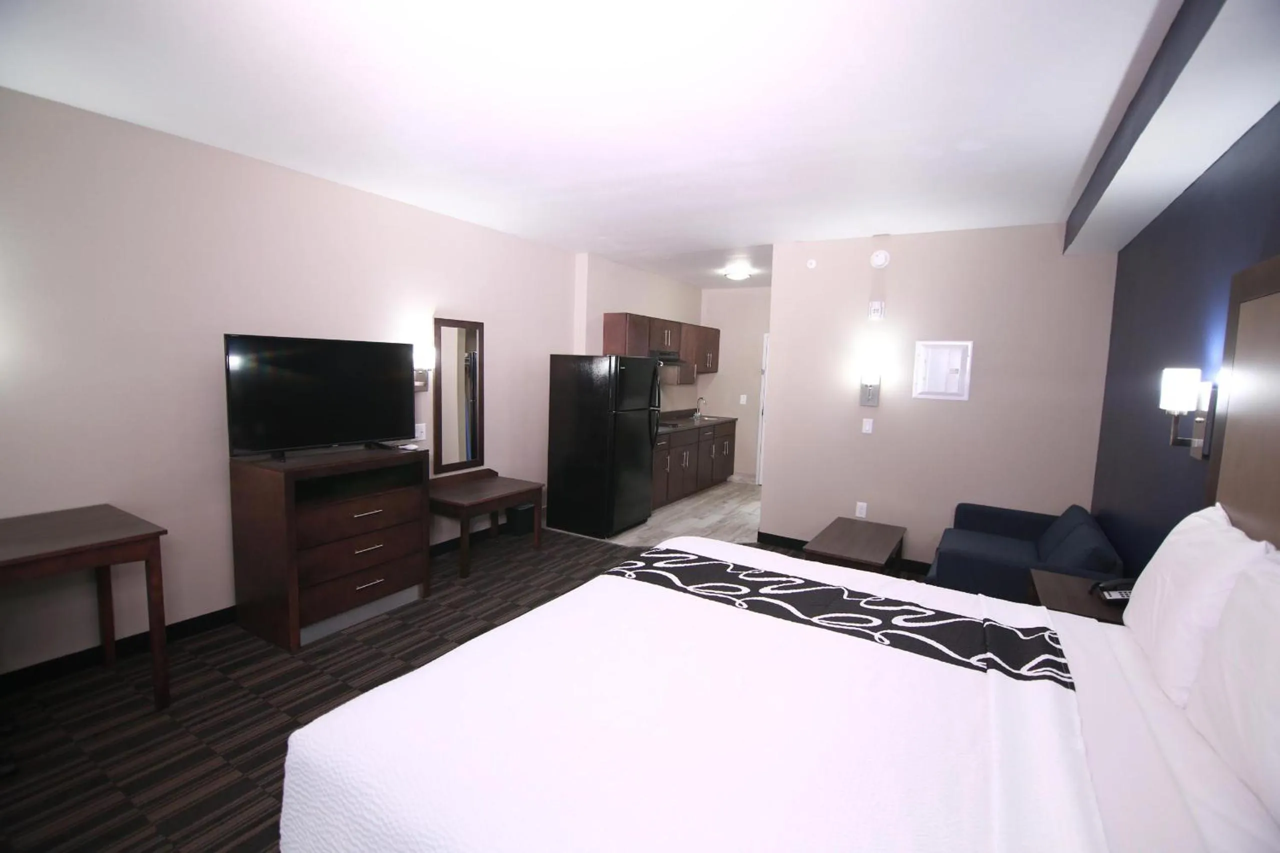 Bed in Home Inn and Suites Memphis