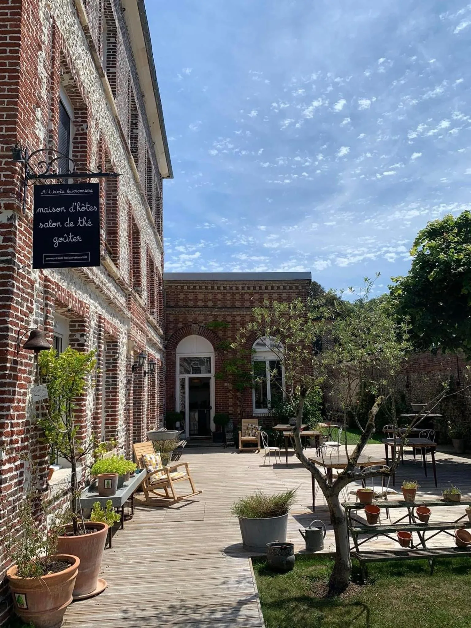 Spring in A L'ecole Buissonniere