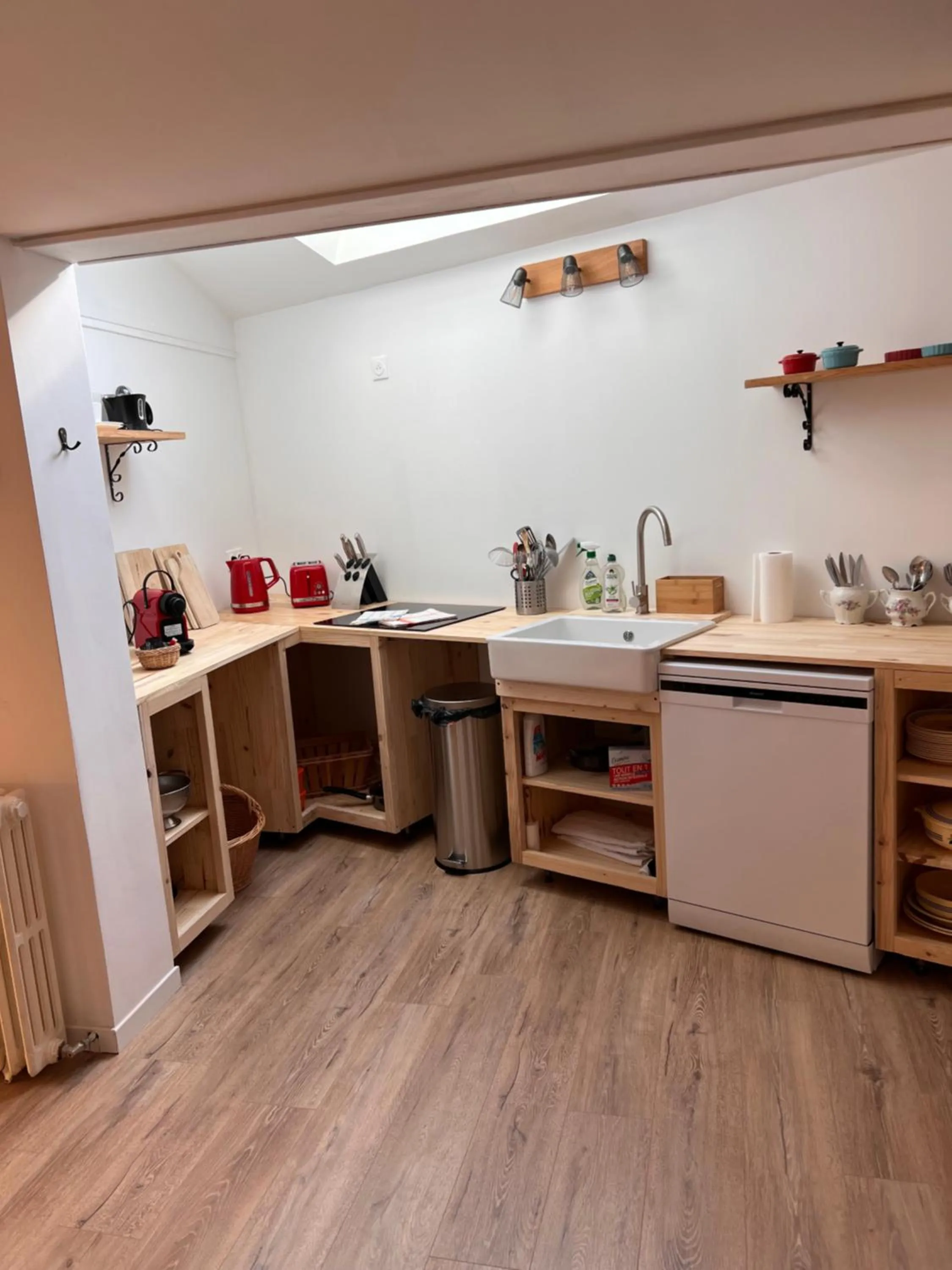 kitchen in A L'ecole Buissonniere