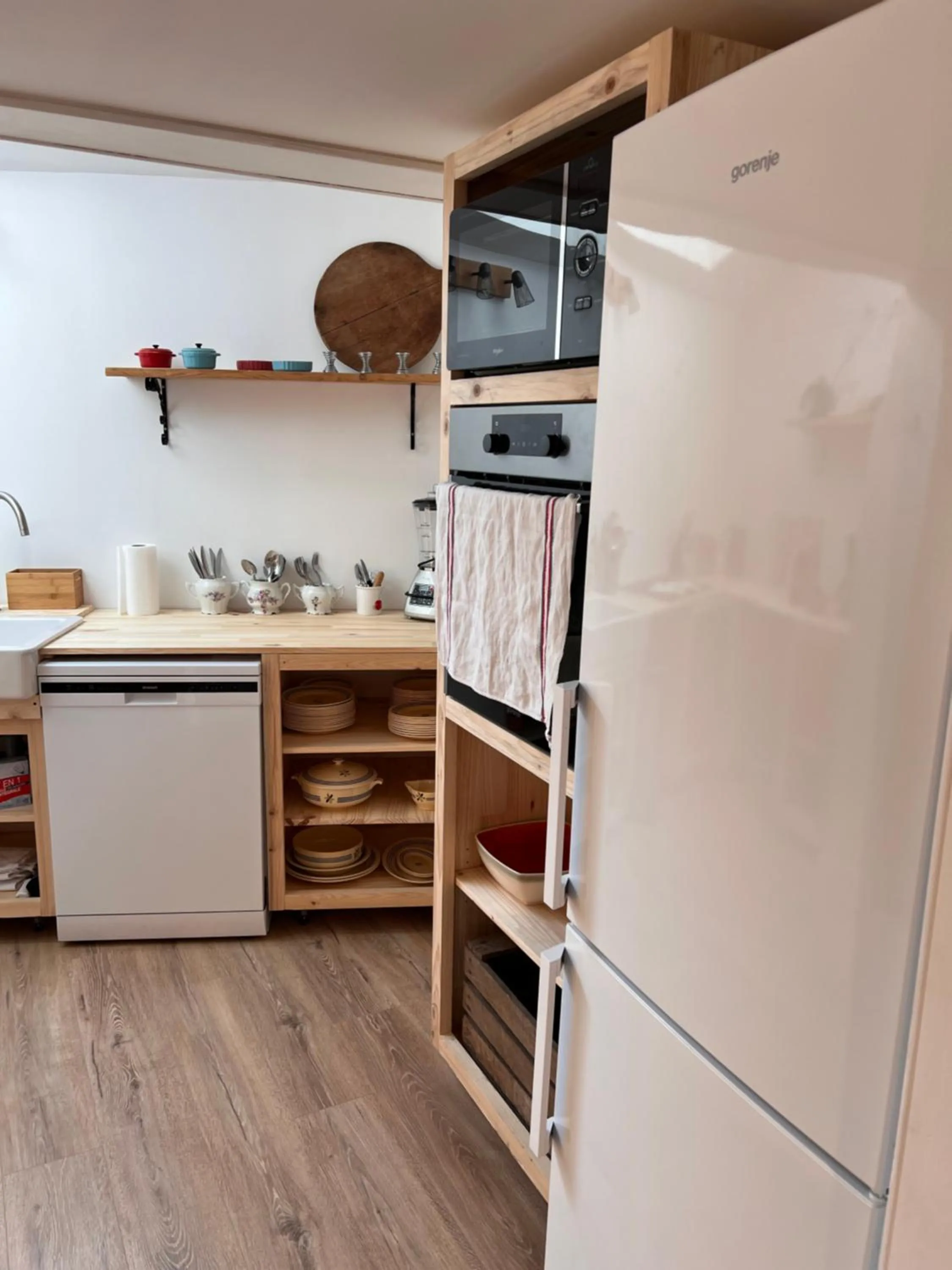 kitchen in A L'ecole Buissonniere
