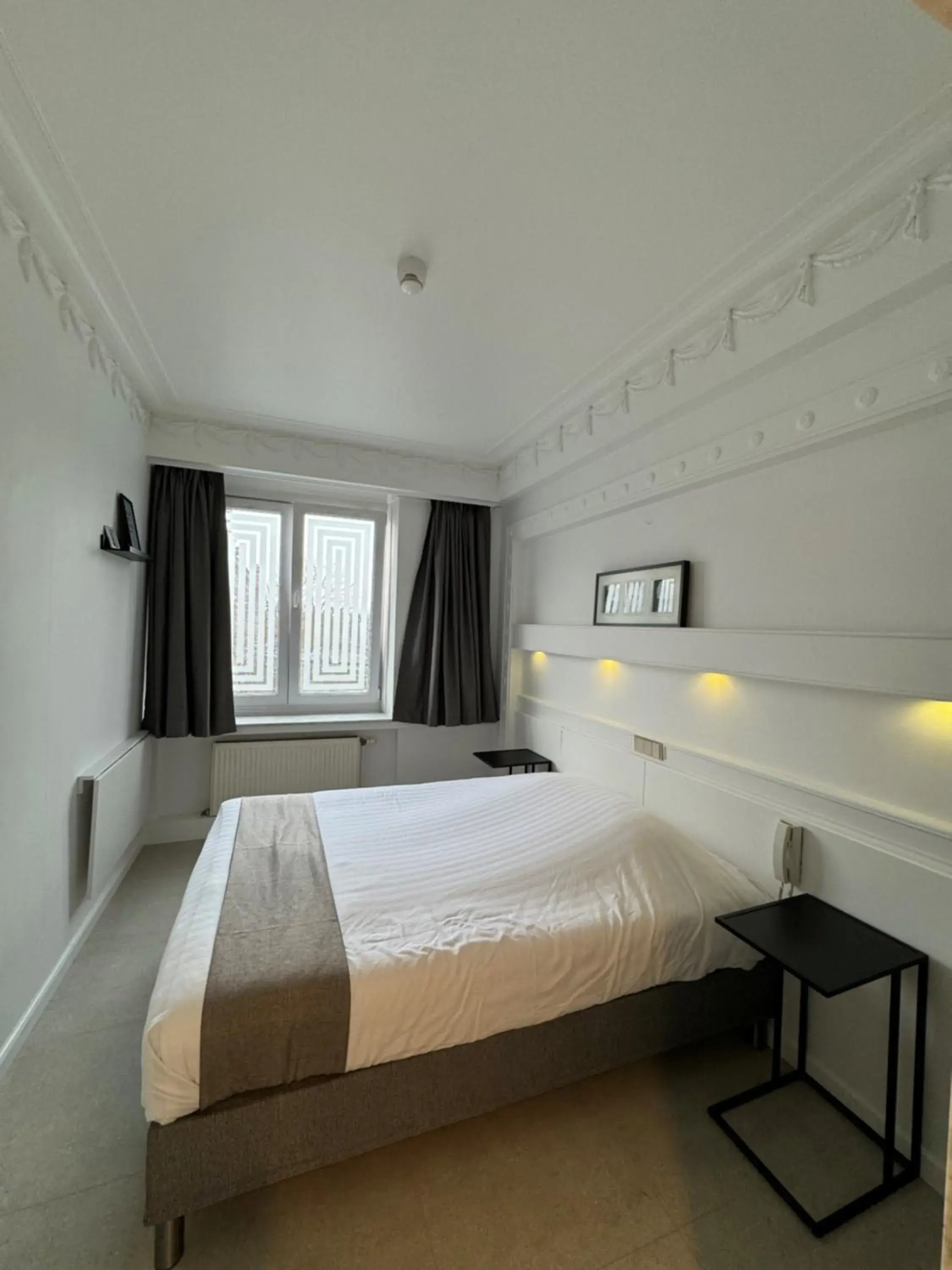Double Room with Shared Toilet in Beaux ARTS Double Room with Shared Toilet in Beaux ARTS