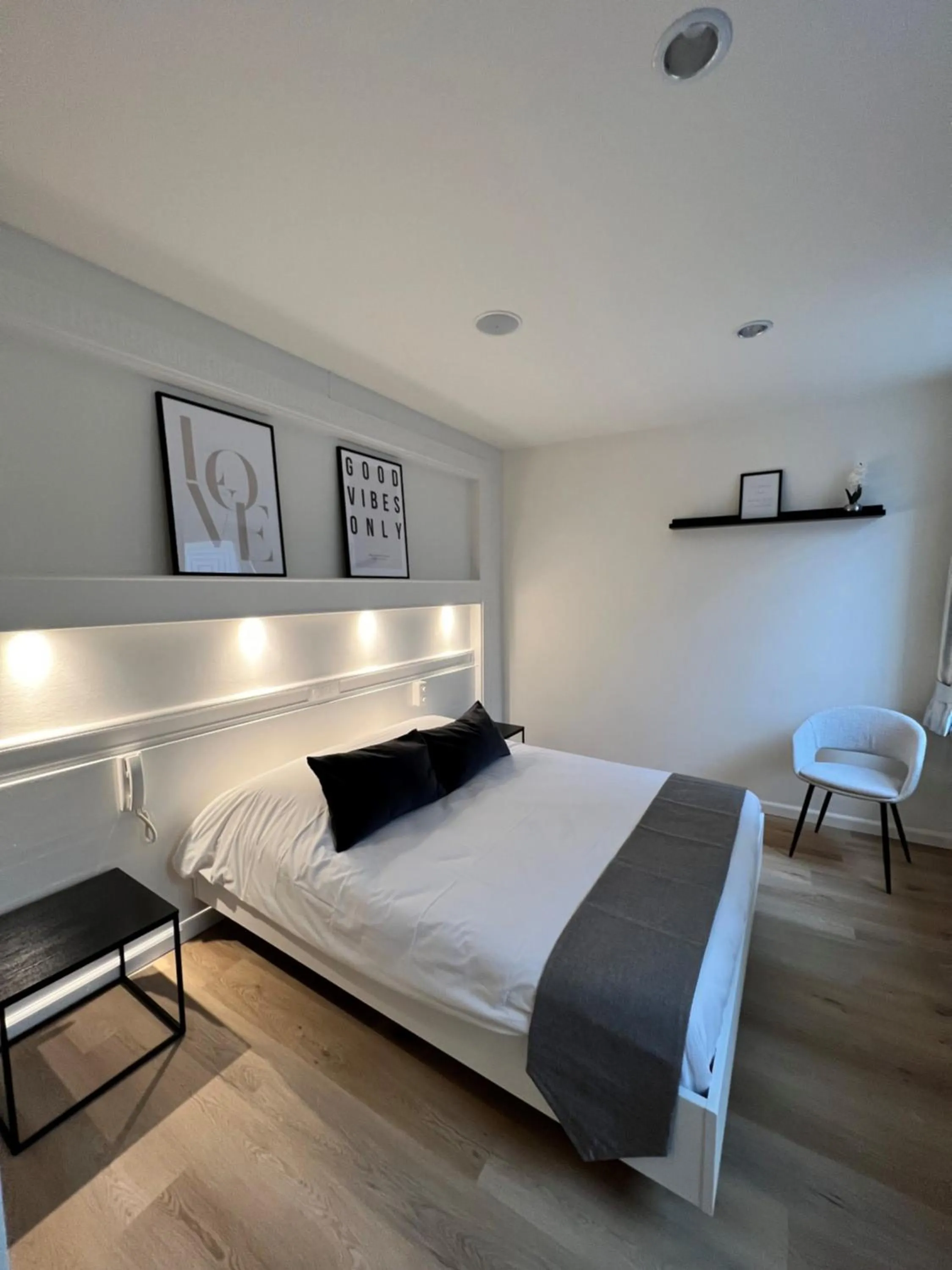 Deluxe Double Room in Beaux ARTS