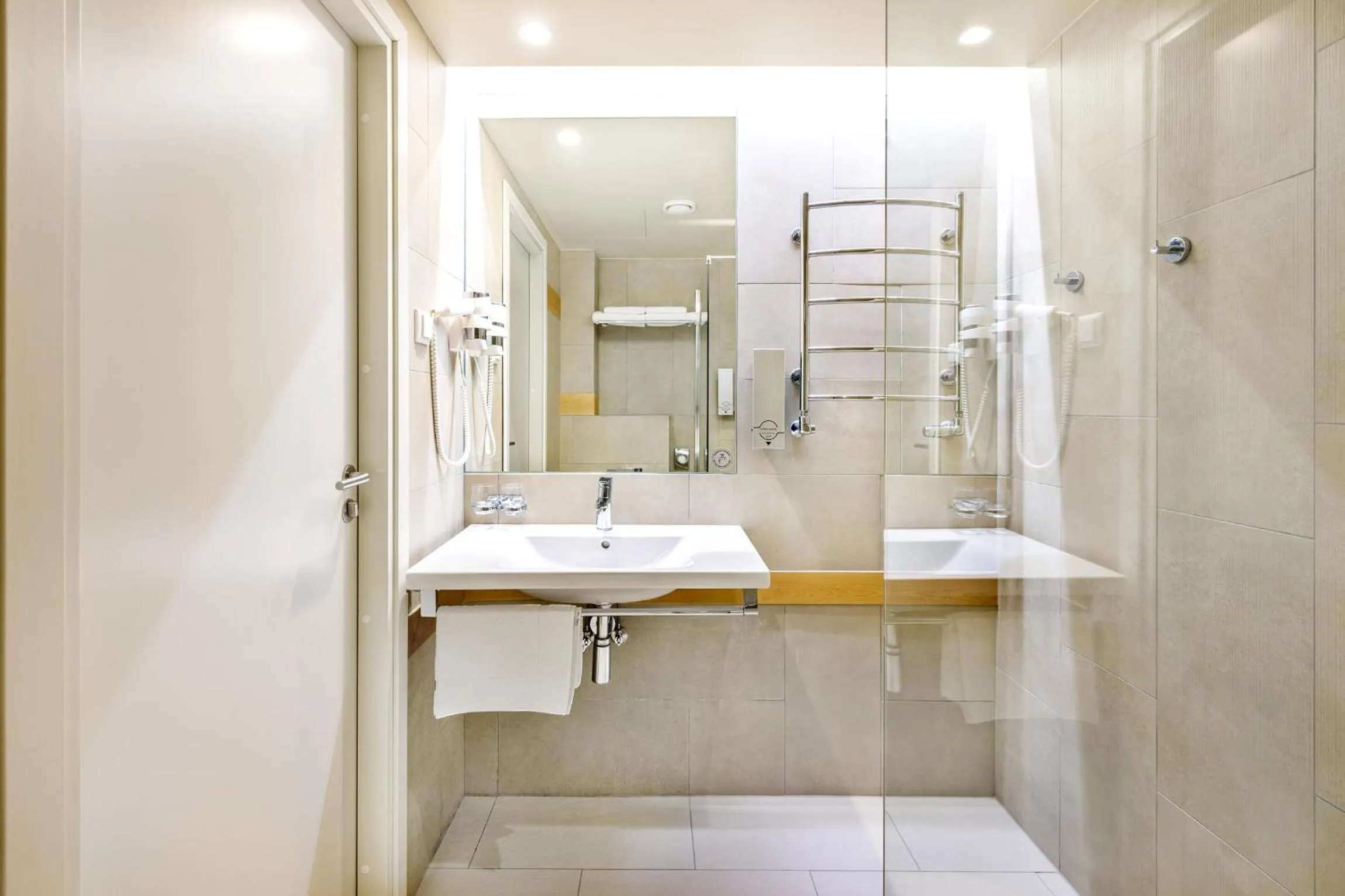 Shower in Hotel Tartu