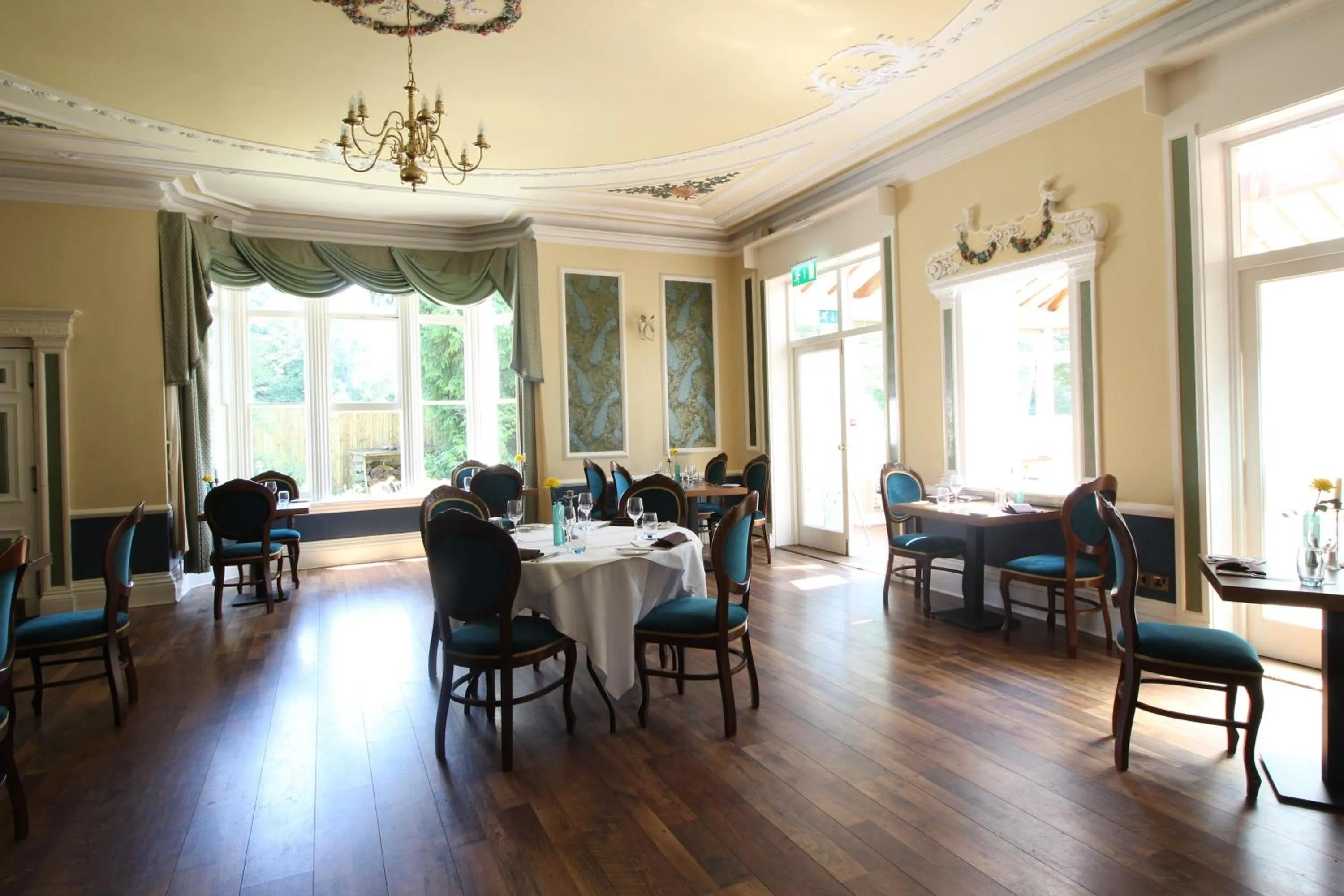 Dining area in Woodlands Lodge Hotel