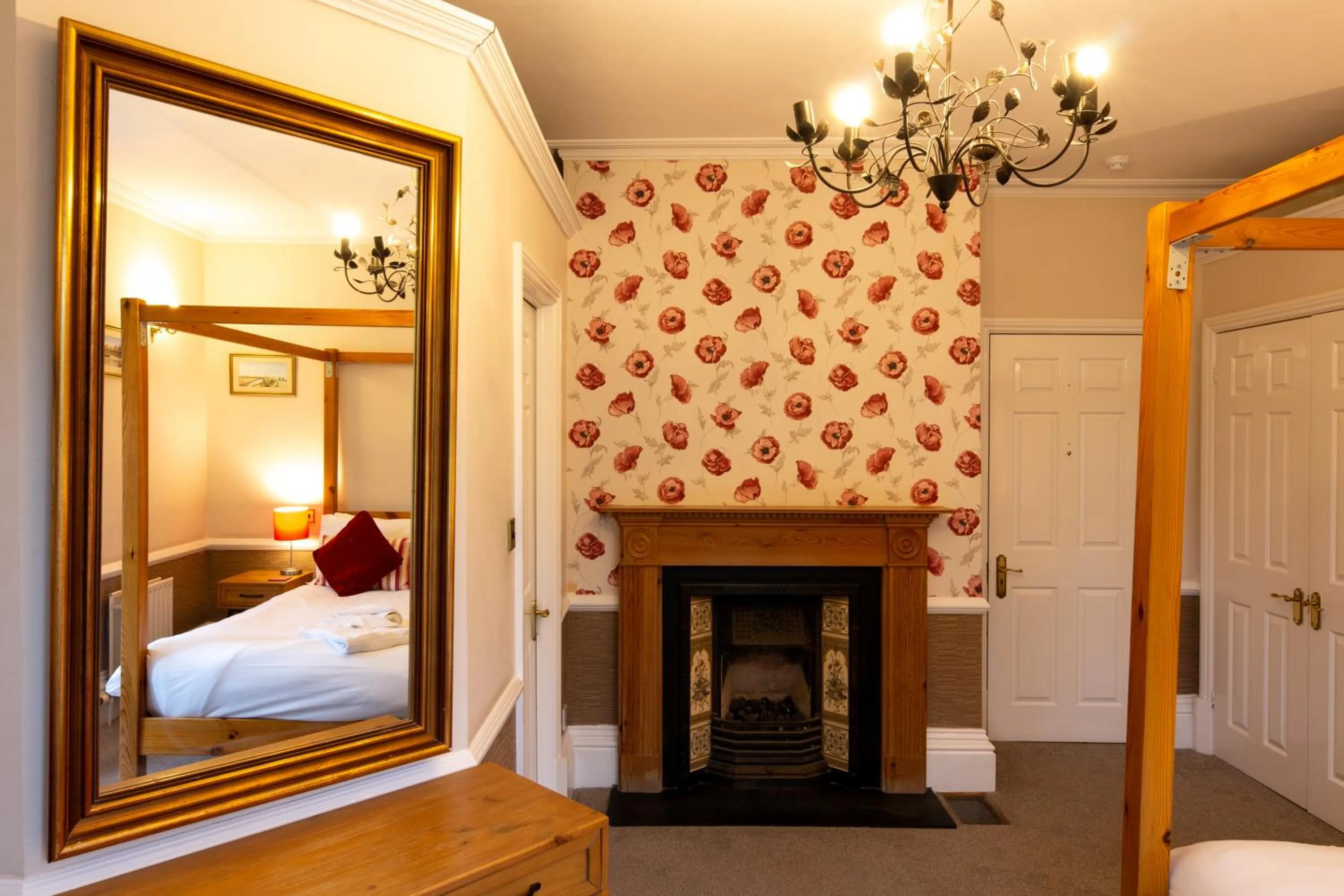 Bed in Woodlands Lodge Hotel