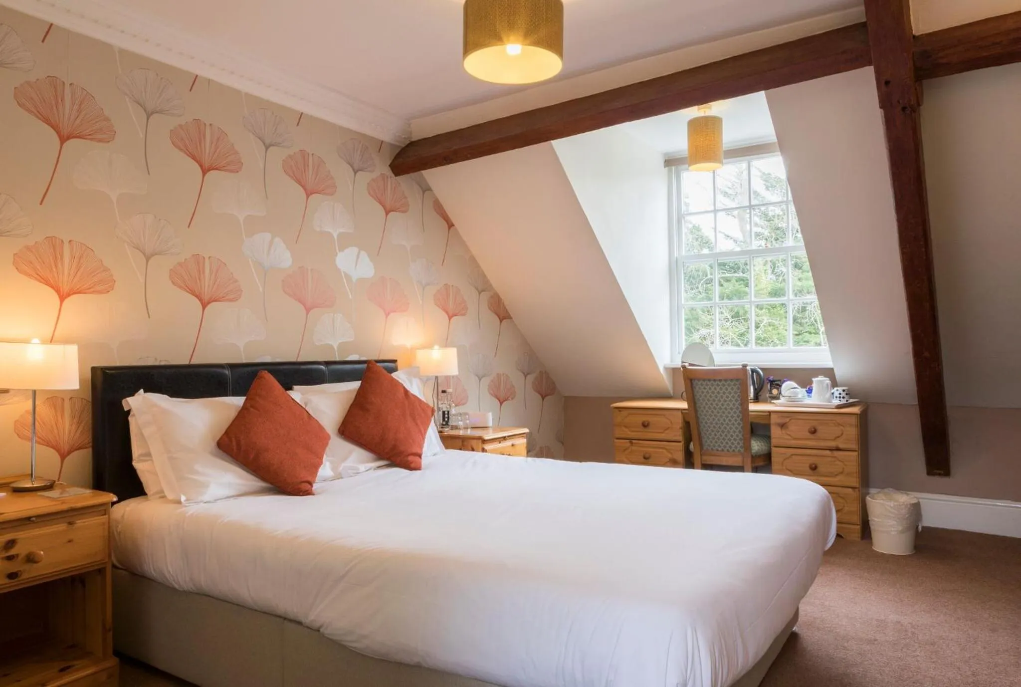 Bed in Woodlands Lodge Hotel