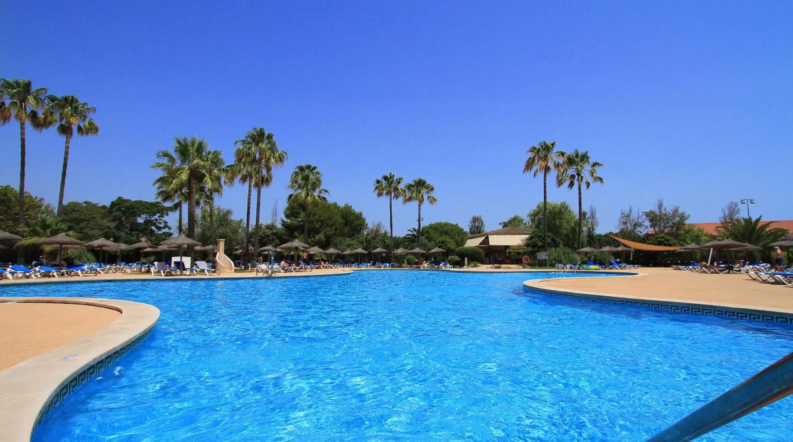 Swimming pool in Garbi Cala Millor Swimming pool in Garbi Cala Millor