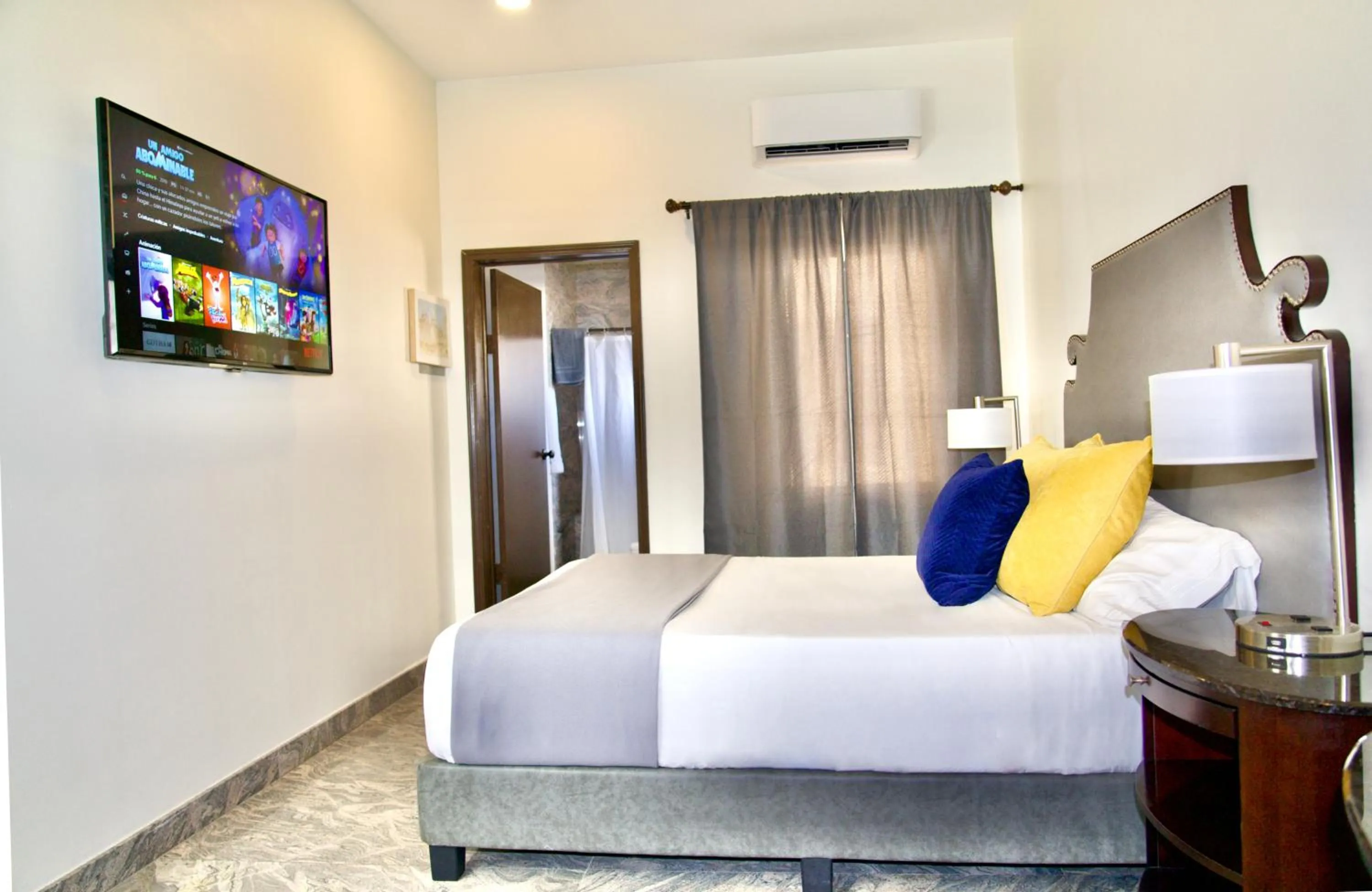 Bedroom, Bed in Rio Suites