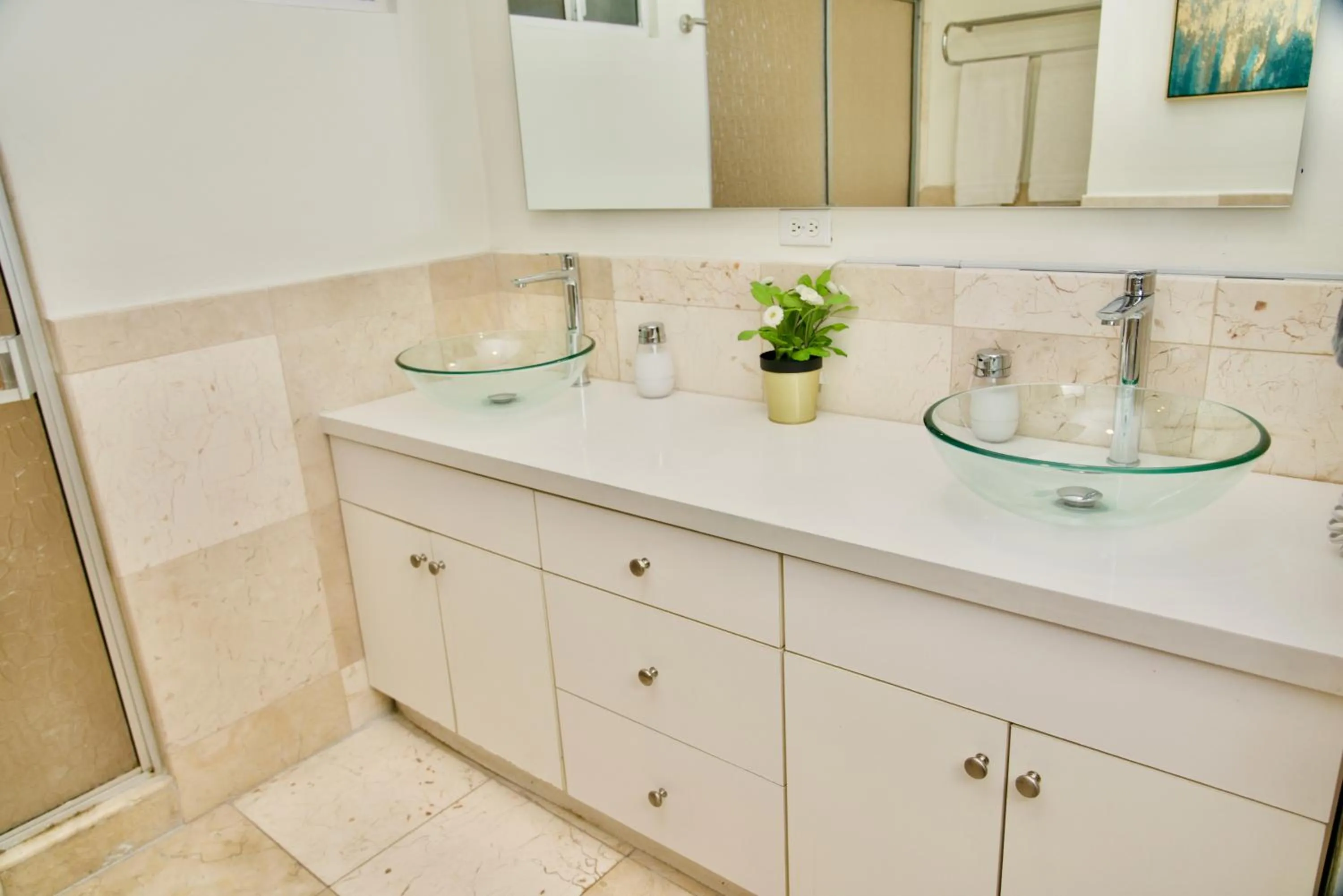 Bathroom in Rio Suites