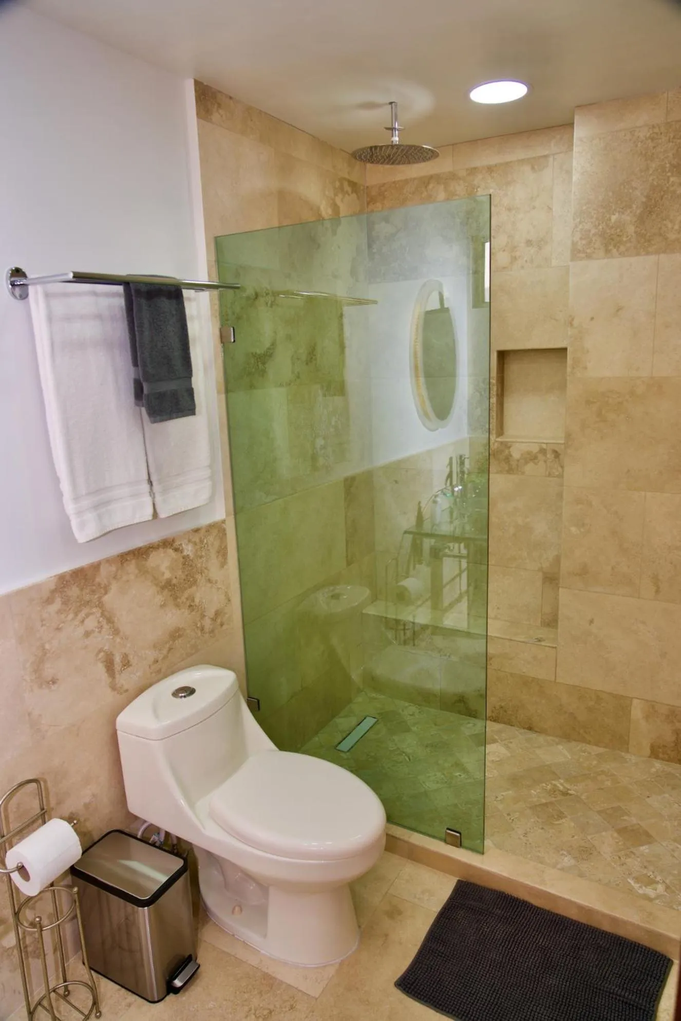Bathroom in Rio Suites