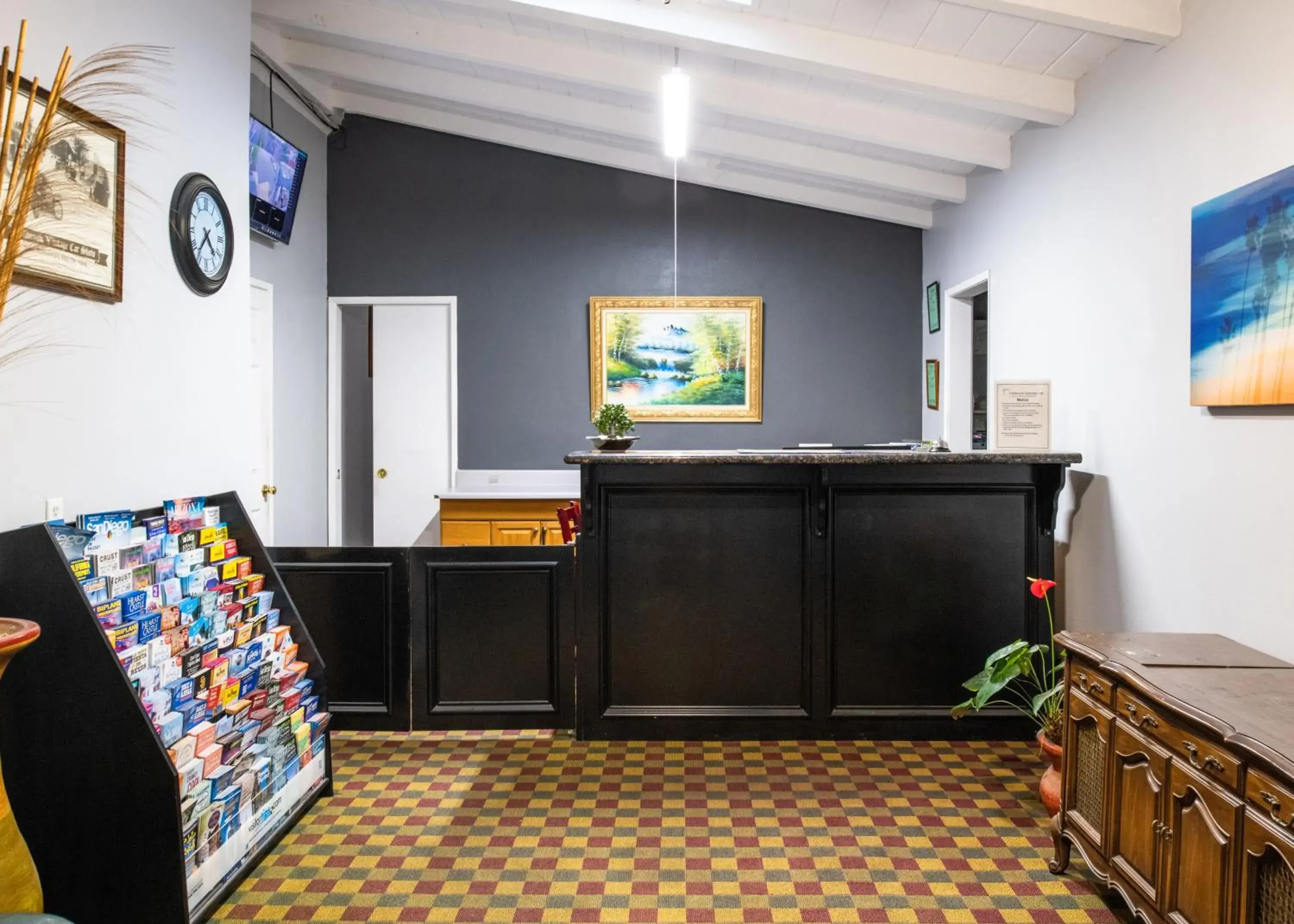 Lobby or reception in Fallbrook Country Inn Lobby or reception in Fallbrook Country Inn