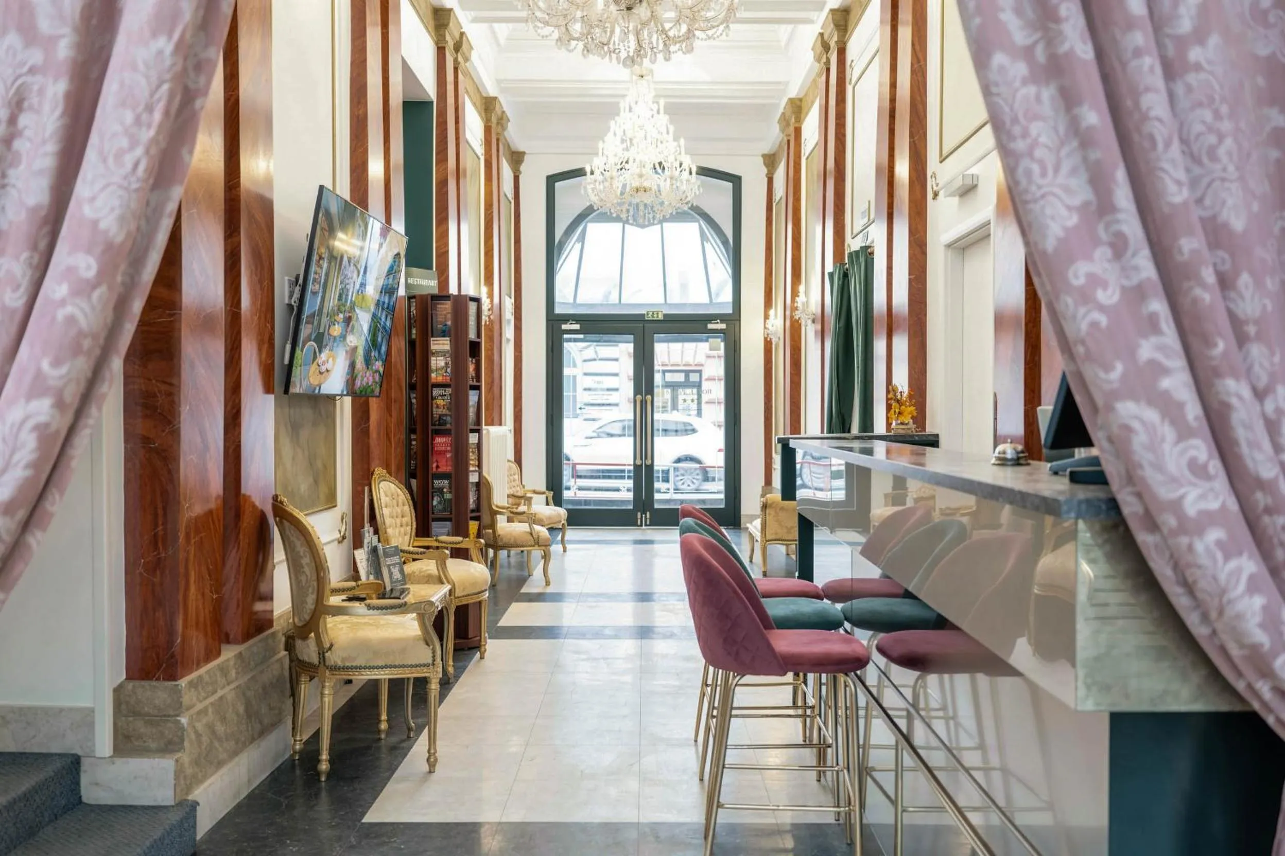 Lobby or reception in Hotel Praga 1885 by Wagnerstays