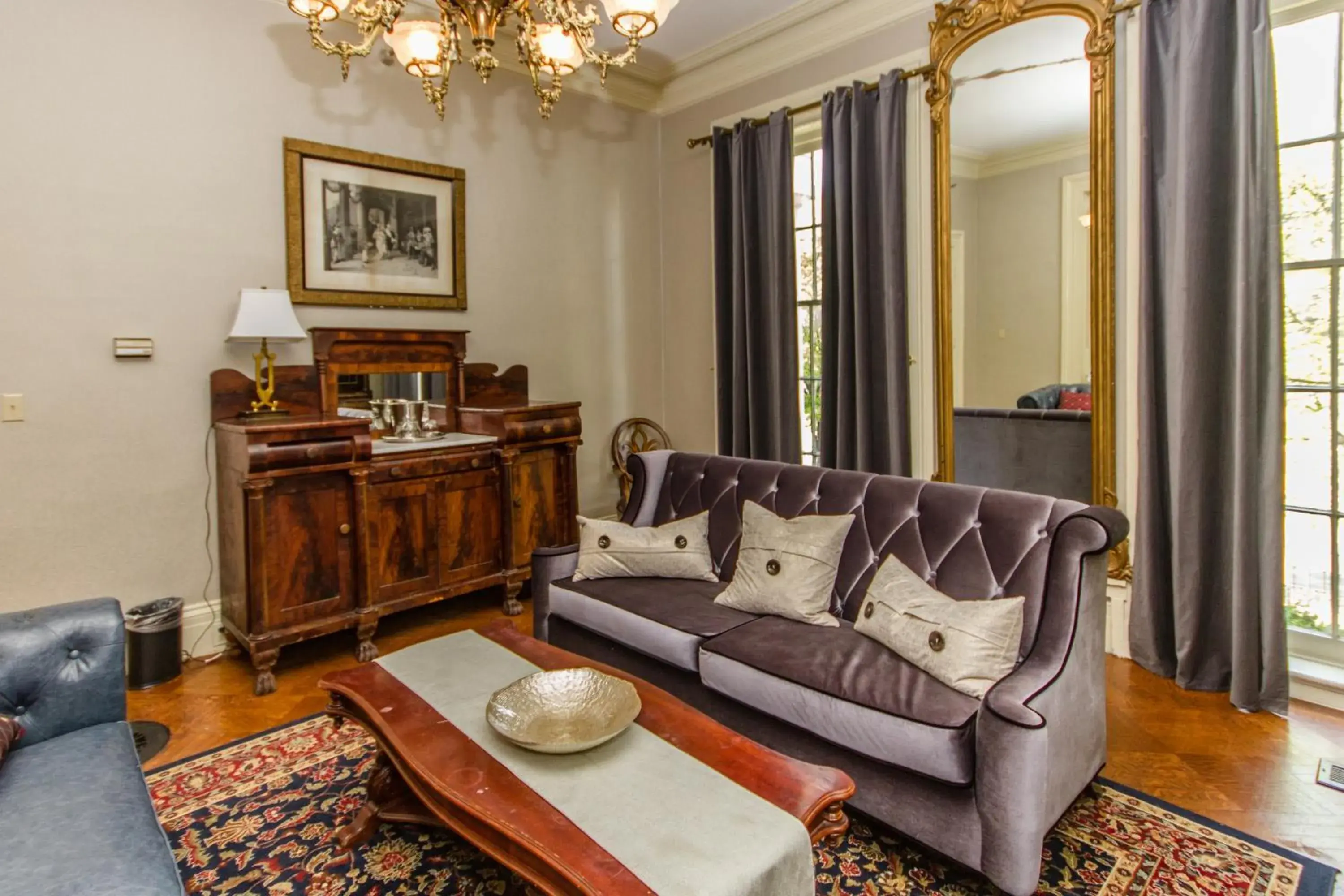 Living room in Linden Row Inn Living room in Linden Row Inn