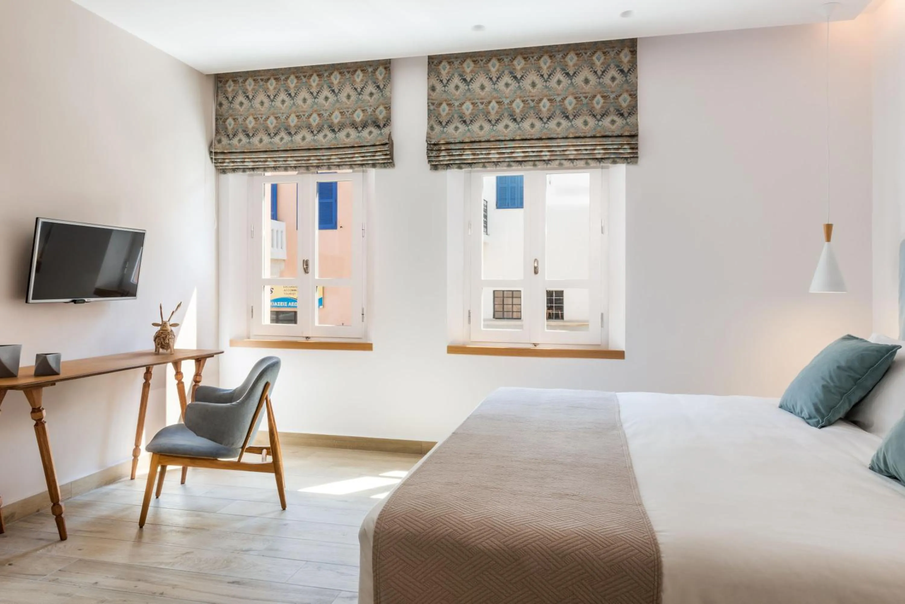 Bed in Avra Apartments Venetian Harbour