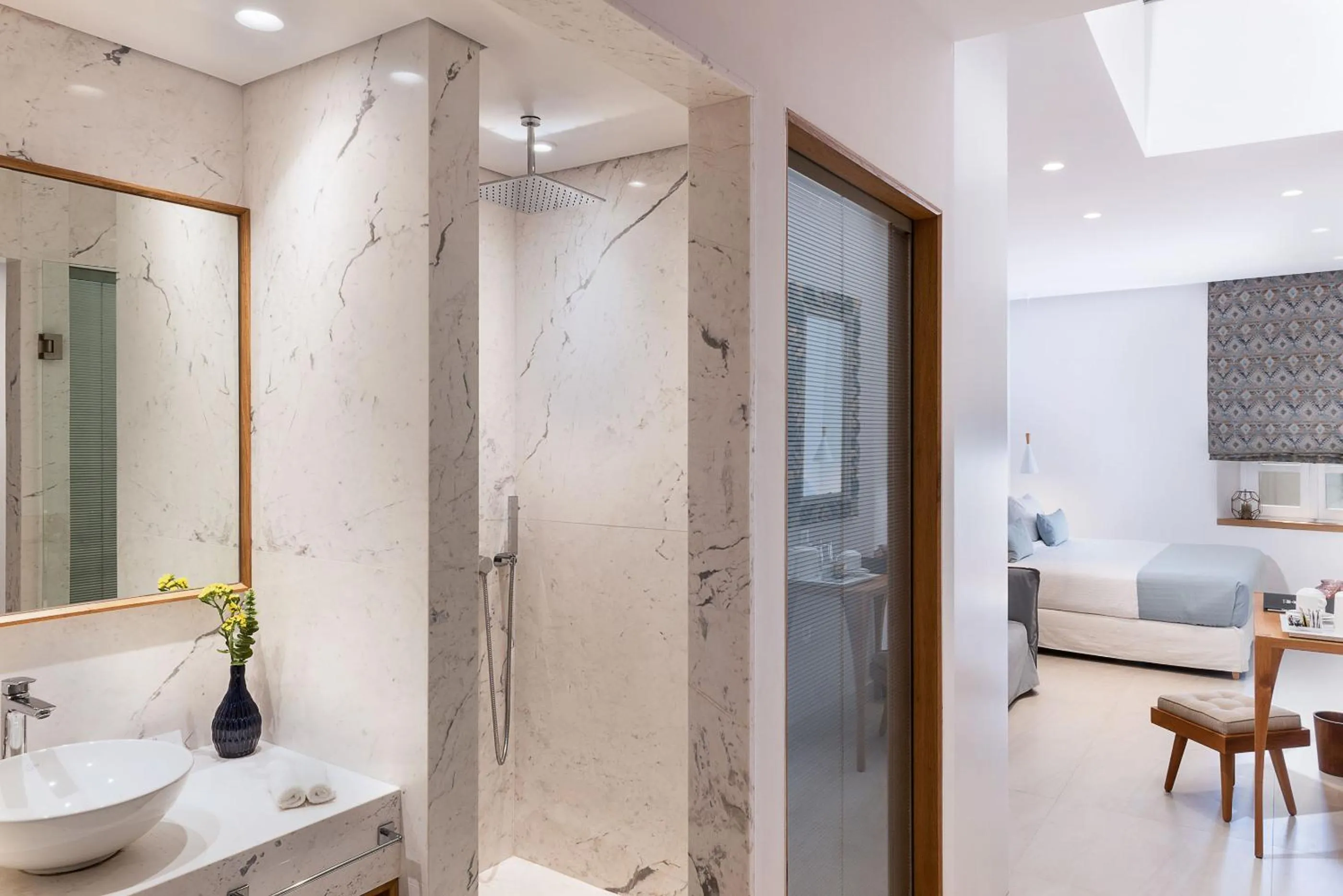 Shower in Avra Apartments Venetian Harbour