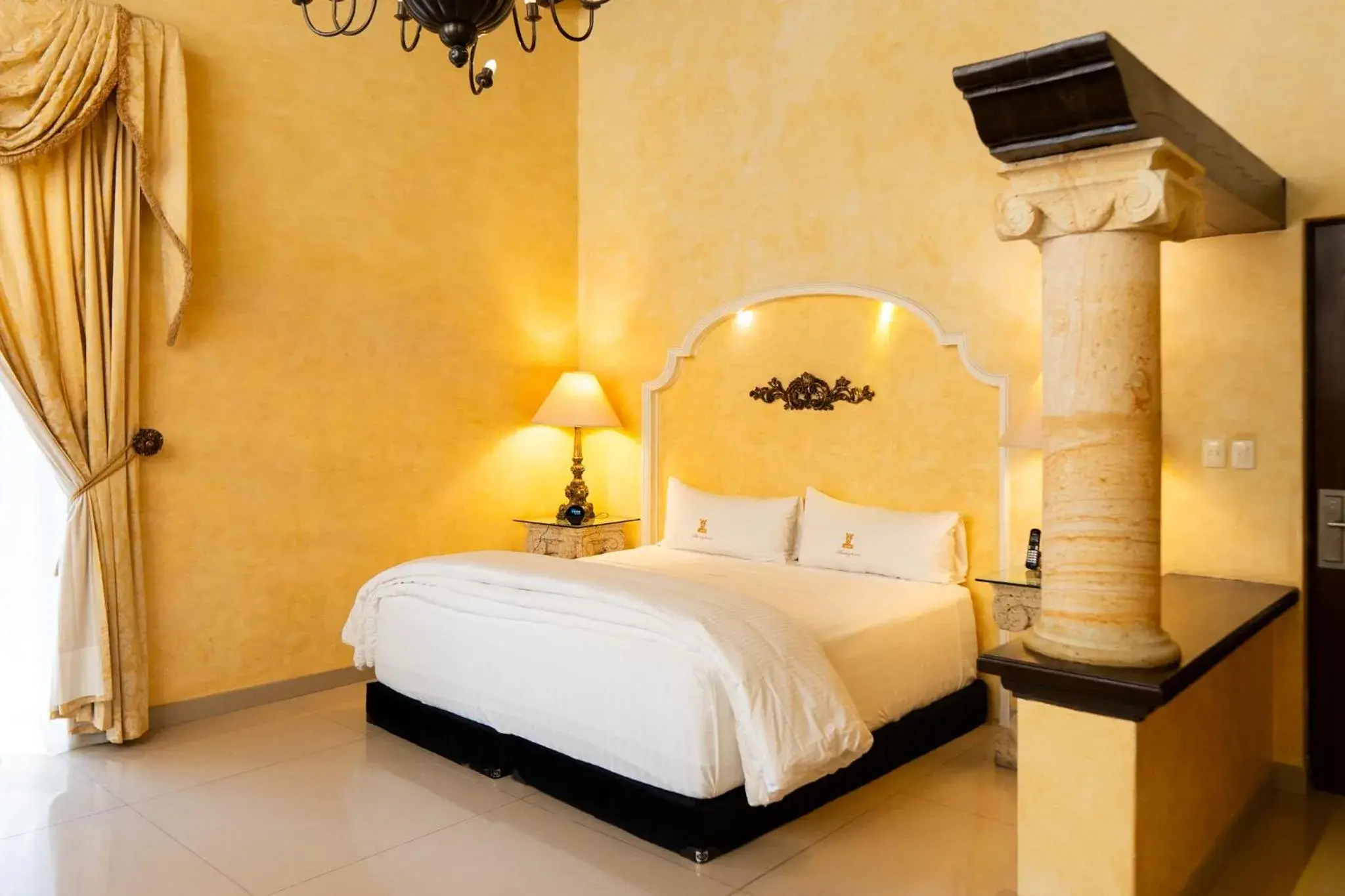 Bed in Ébano by PB Bed in Ébano by PB