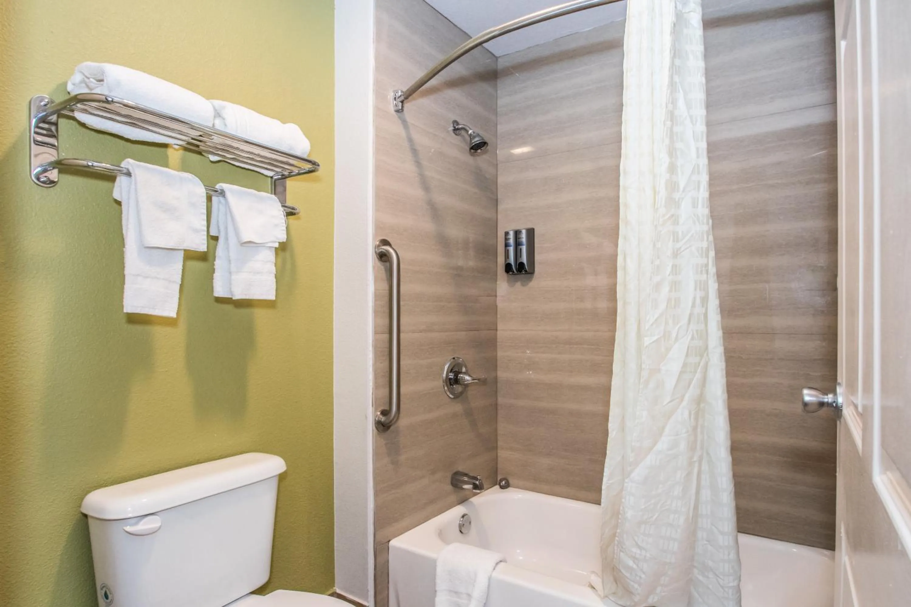 Bathroom in Americas Best Value Inn Fort Worth