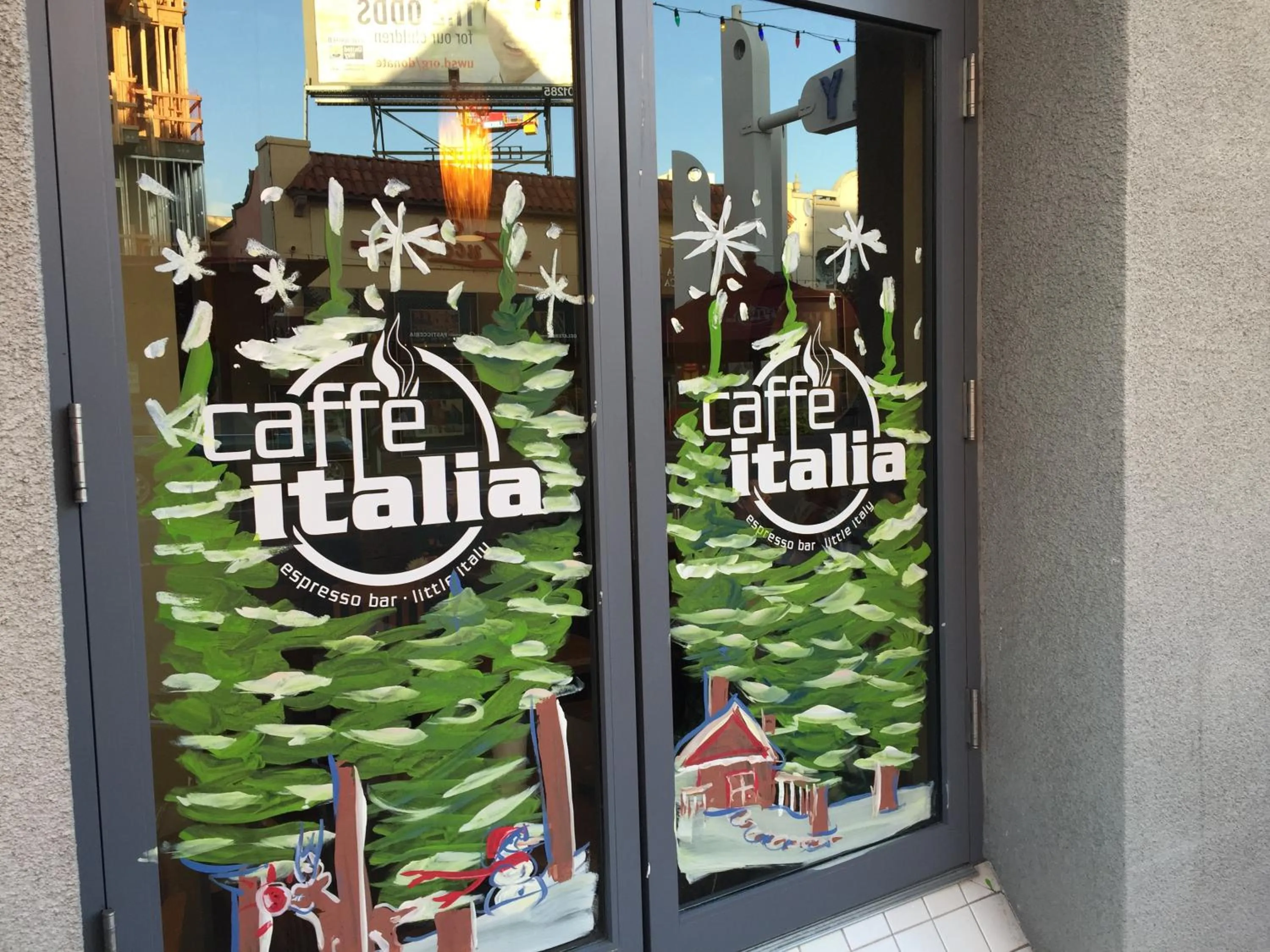 Restaurant/places to eat in La Pensione Hotel