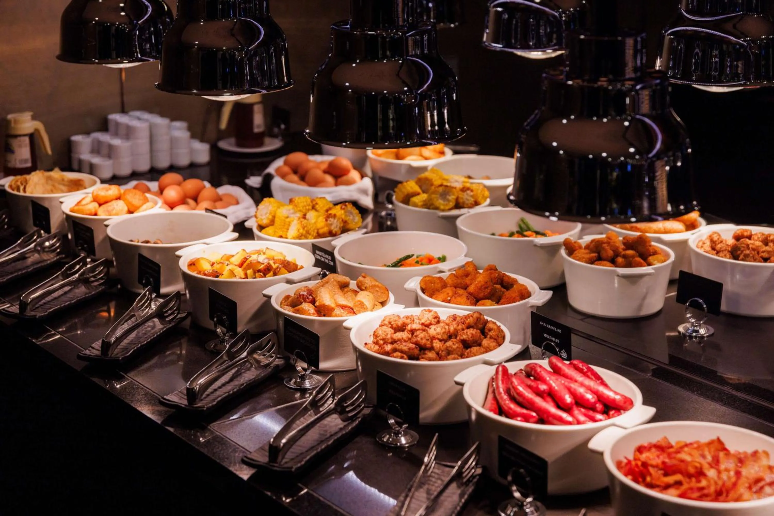 Food and drinks in Palace Hotel Tallinn, a member of Radisson Individuals