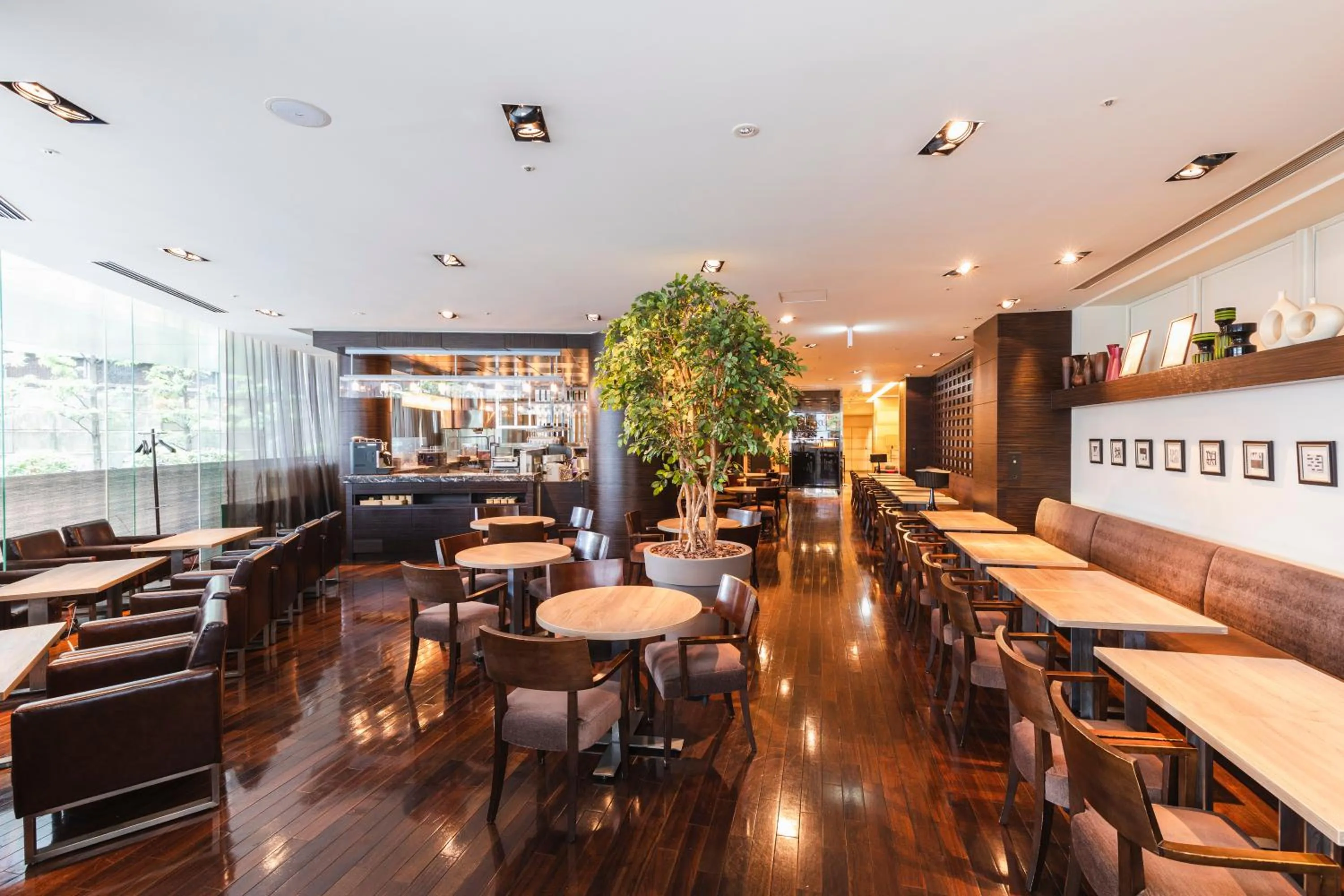 Restaurant/places to eat in Hotel Sunroute Plaza Shinjuku