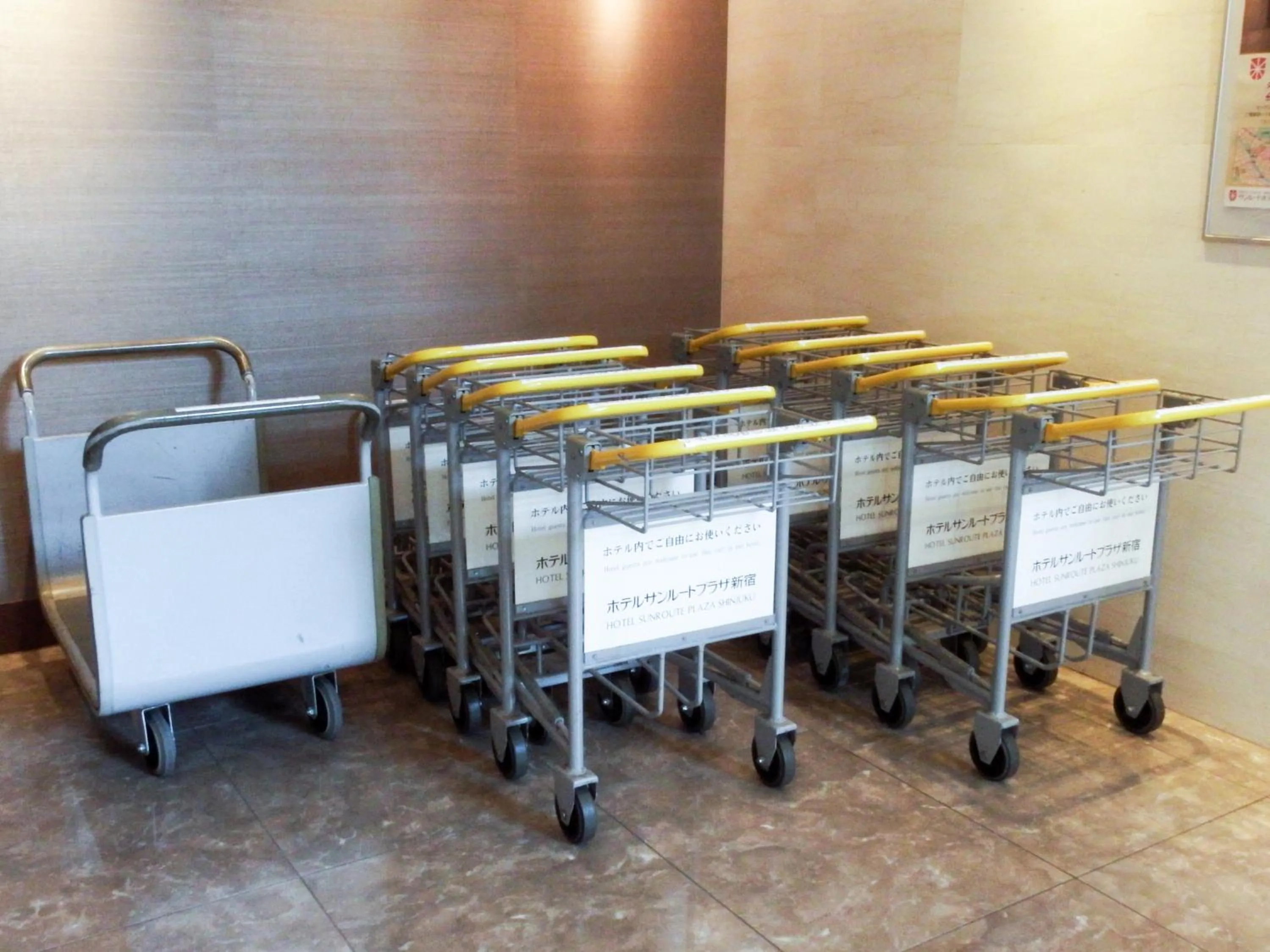 Area and facilities in Hotel Sunroute Plaza Shinjuku