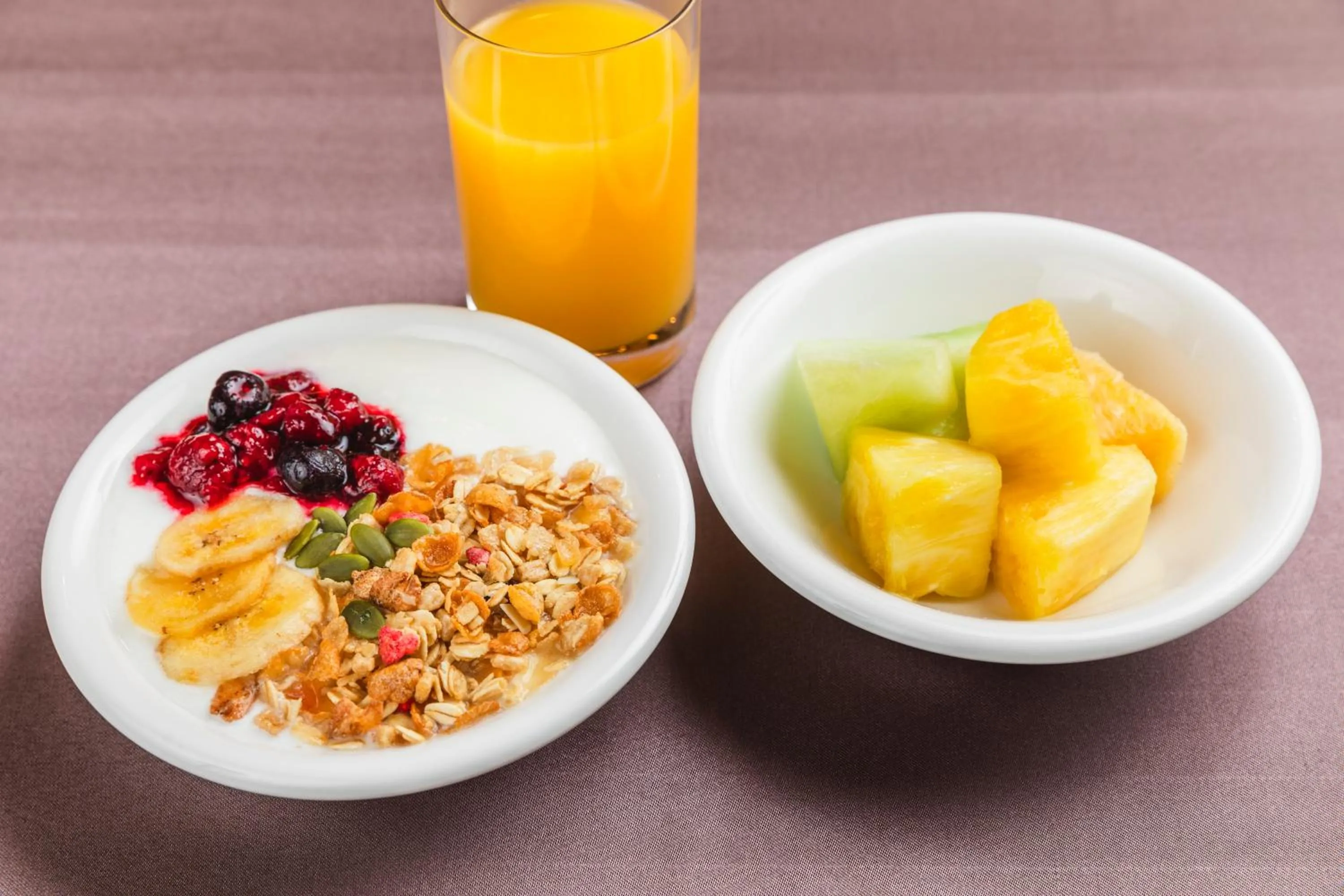 Food in Hotel Sunroute Plaza Shinjuku