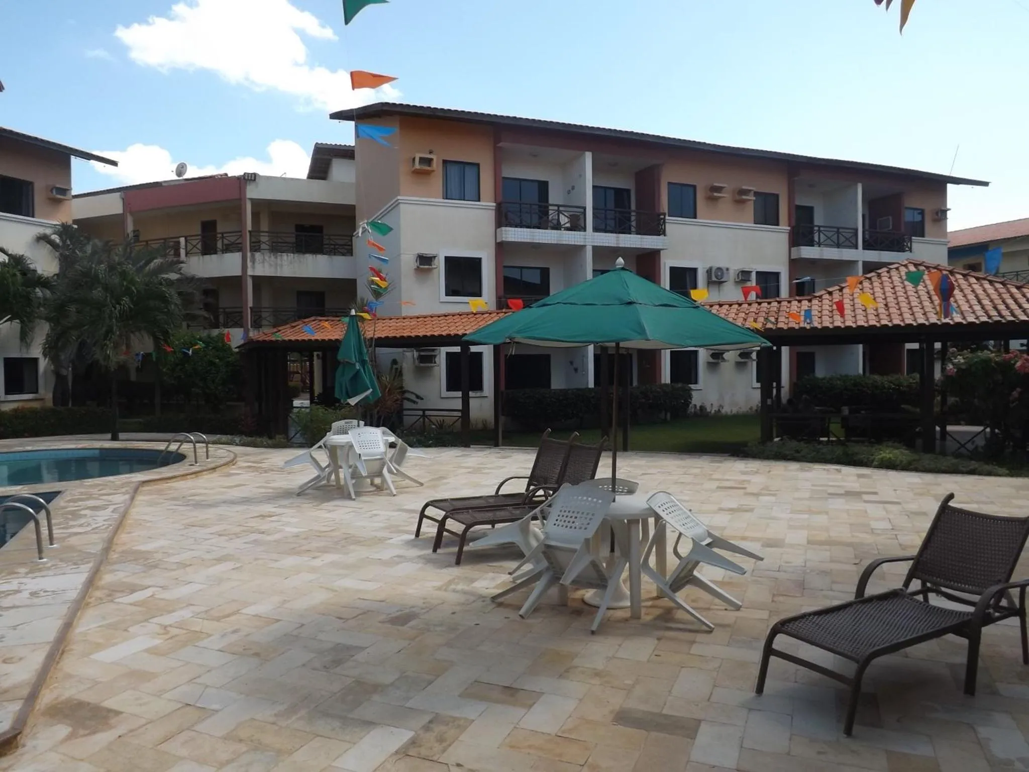 Pool view in CONDOMÍNIO VILA DO MAR aptos 201C e 211B