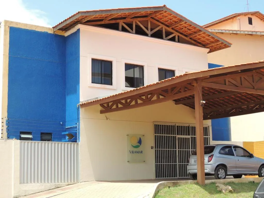 Street view in CONDOMÍNIO VILA DO MAR aptos 201C e 211B