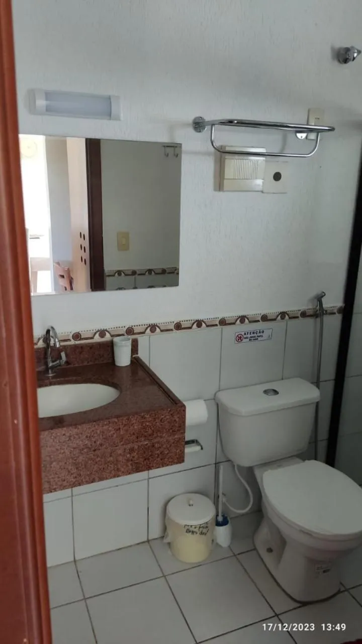 CONDOMÍNIO VILA DO MAR aptos 201C e 211B