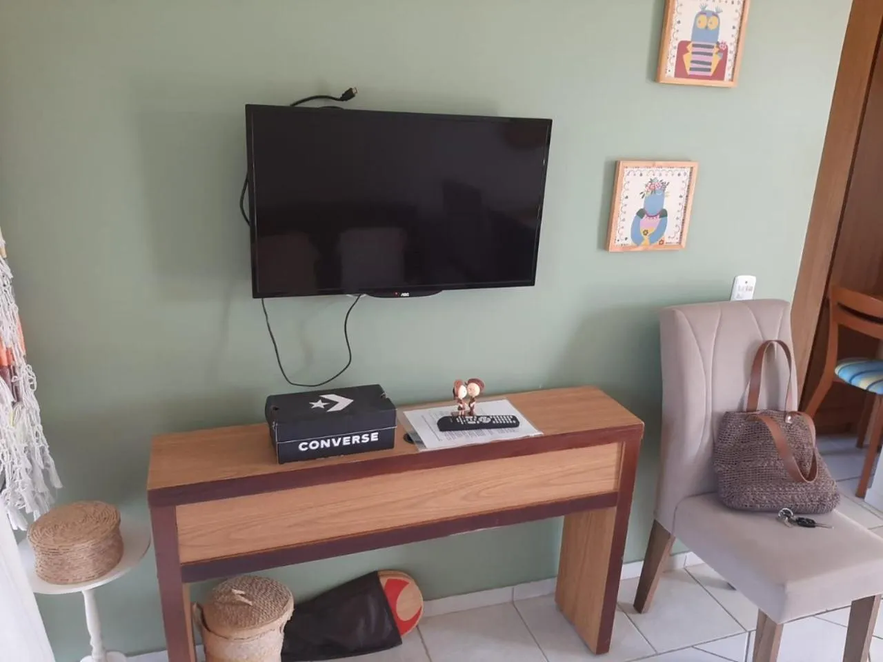 CONDOMÍNIO VILA DO MAR aptos 201C e 211B