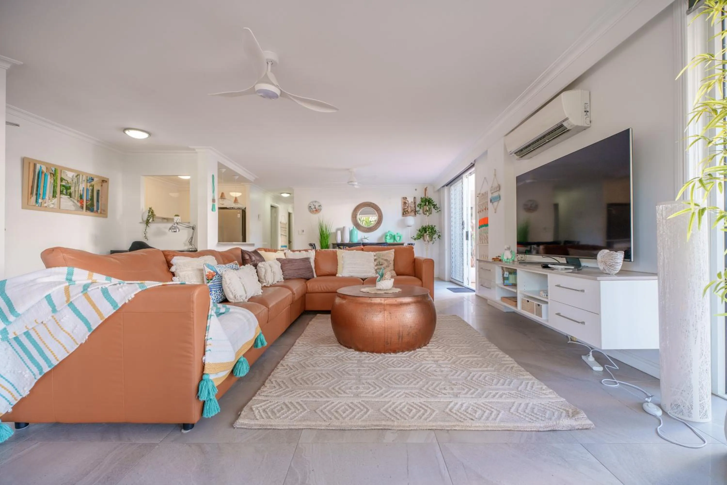 Living room in La Grande Apartments