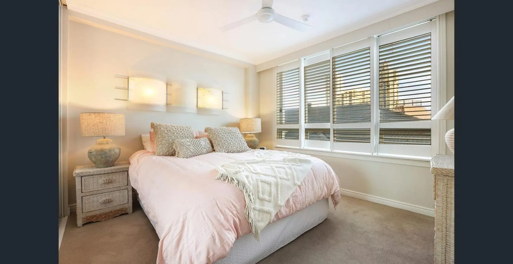 Bedroom, Bed in La Grande Apartments