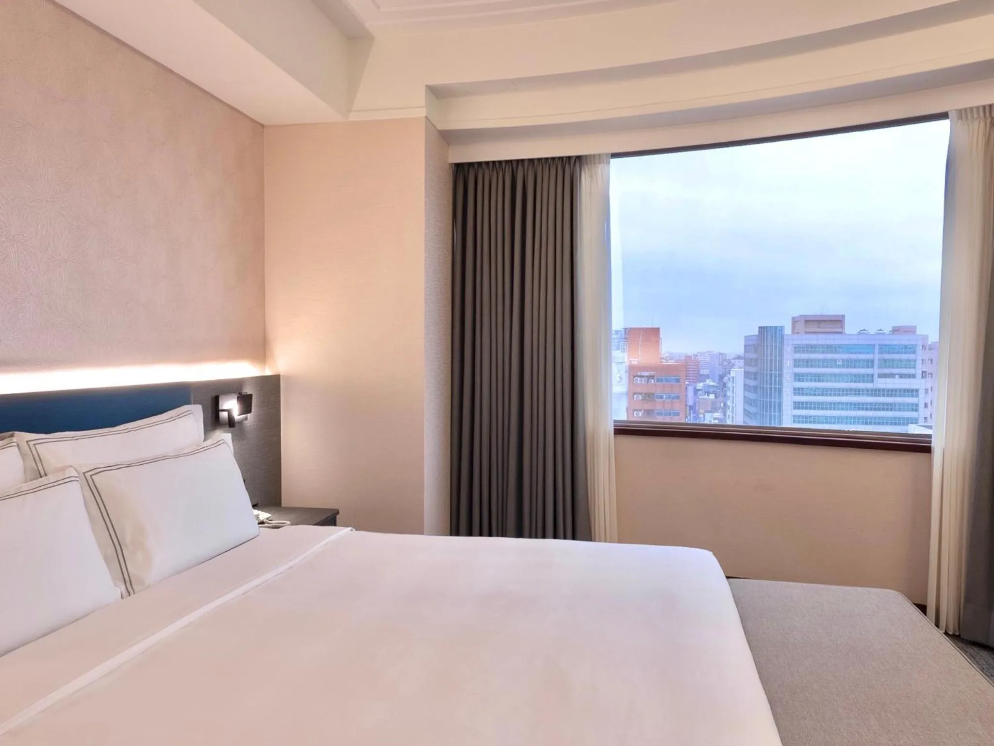 Bed in Fullon Poshtel Jhongli