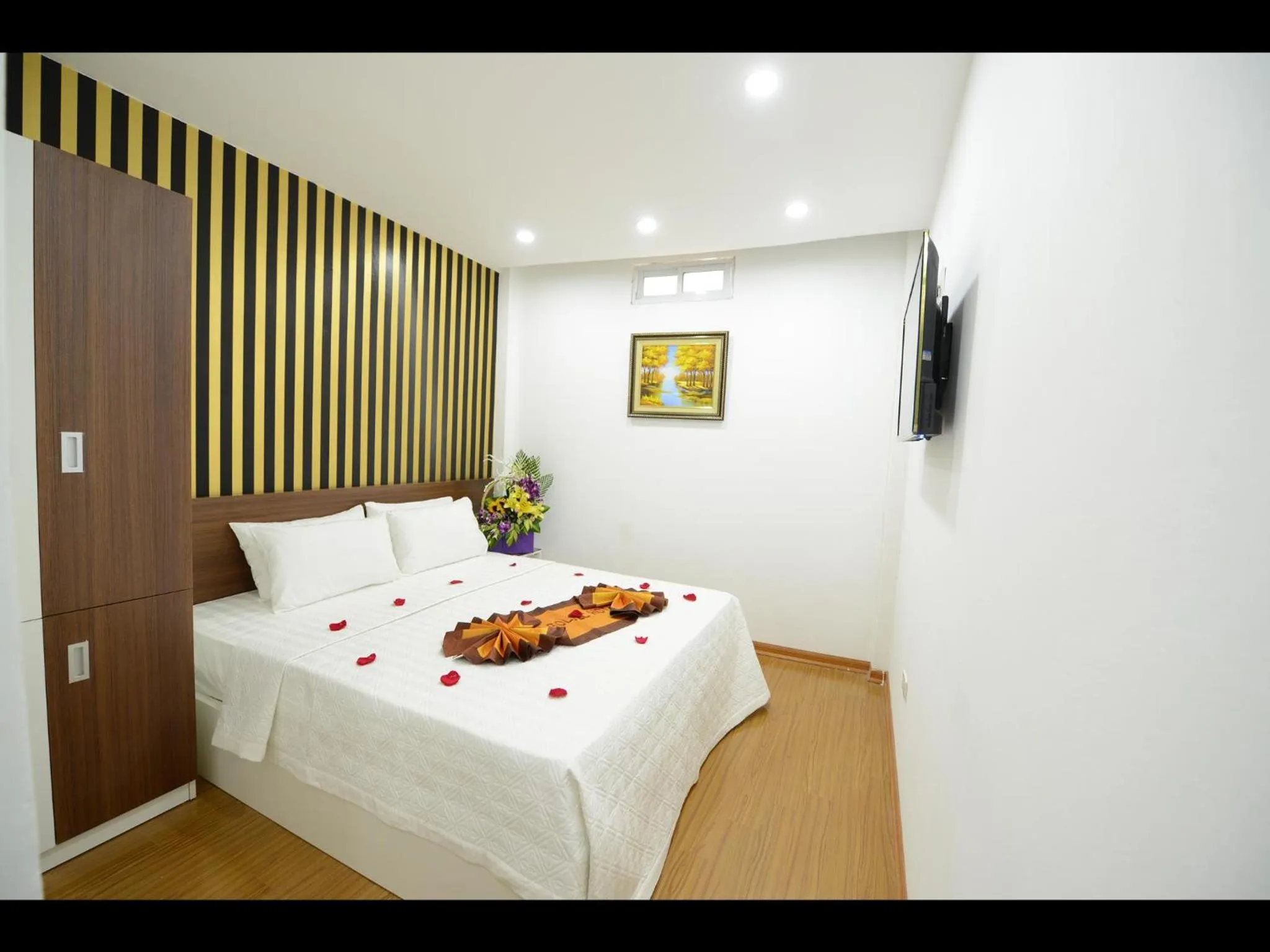 Bedroom, Bed in Hanoi Golden Hostel