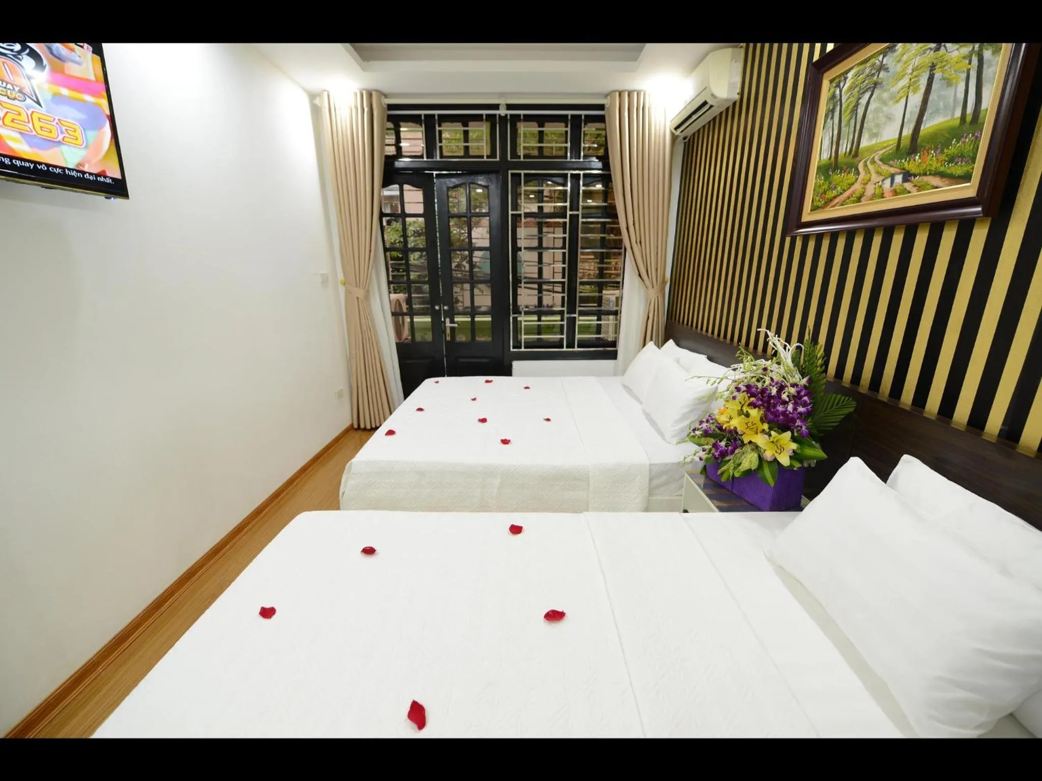 Bedroom, Bed in Hanoi Golden Hostel