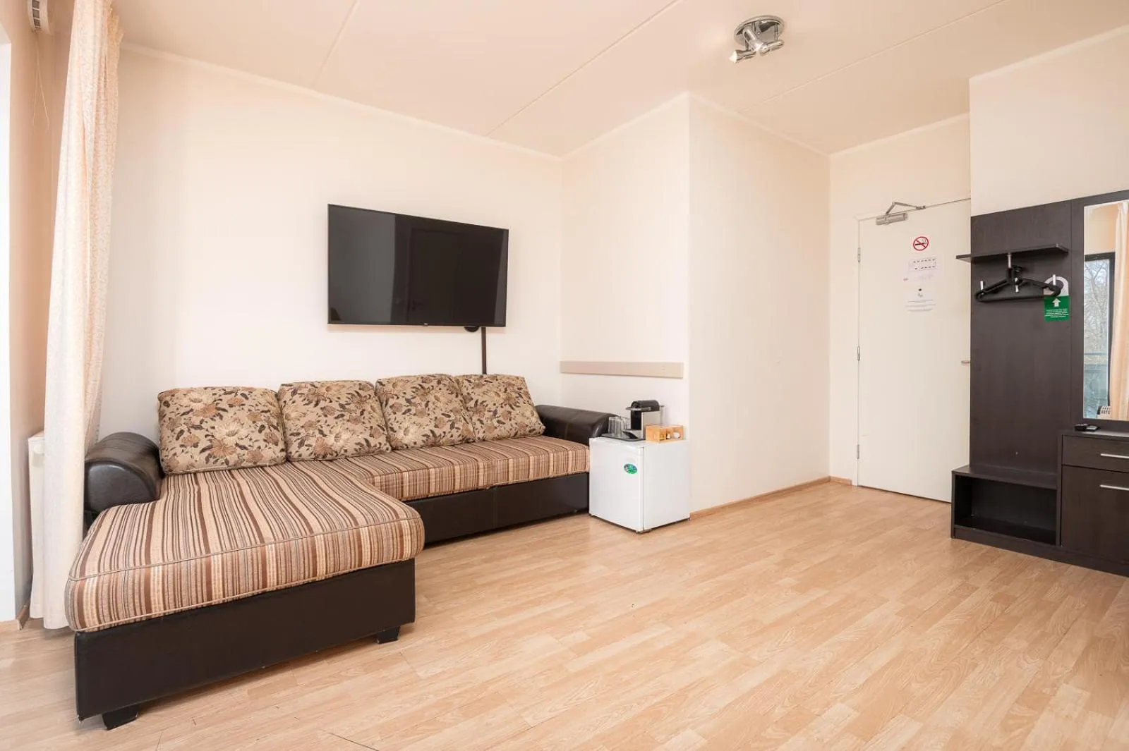 TV and multimedia in Hotel Tammsaare Full Automated Hotel