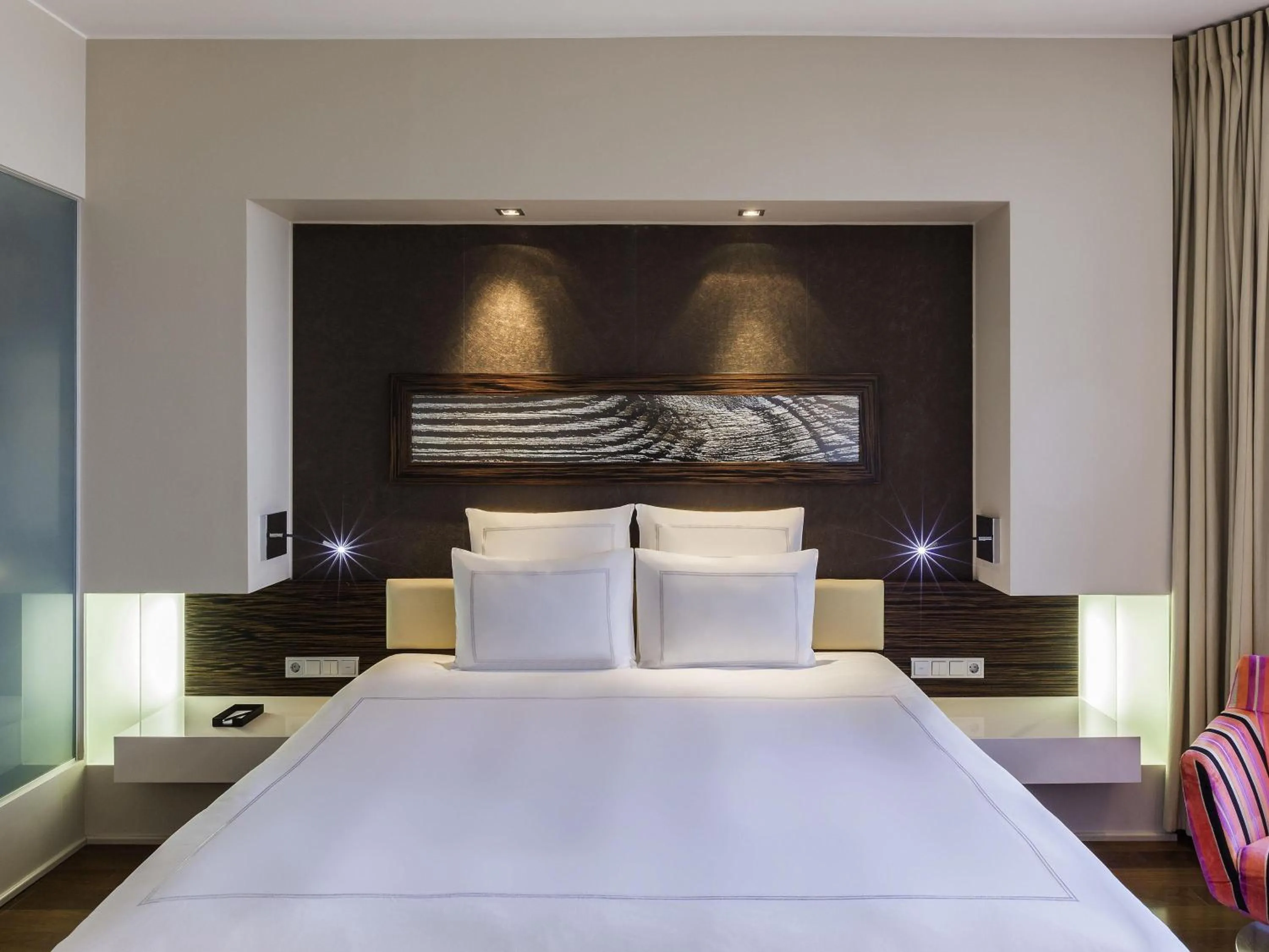 Bedroom, Bed in Swissotel Tallinn