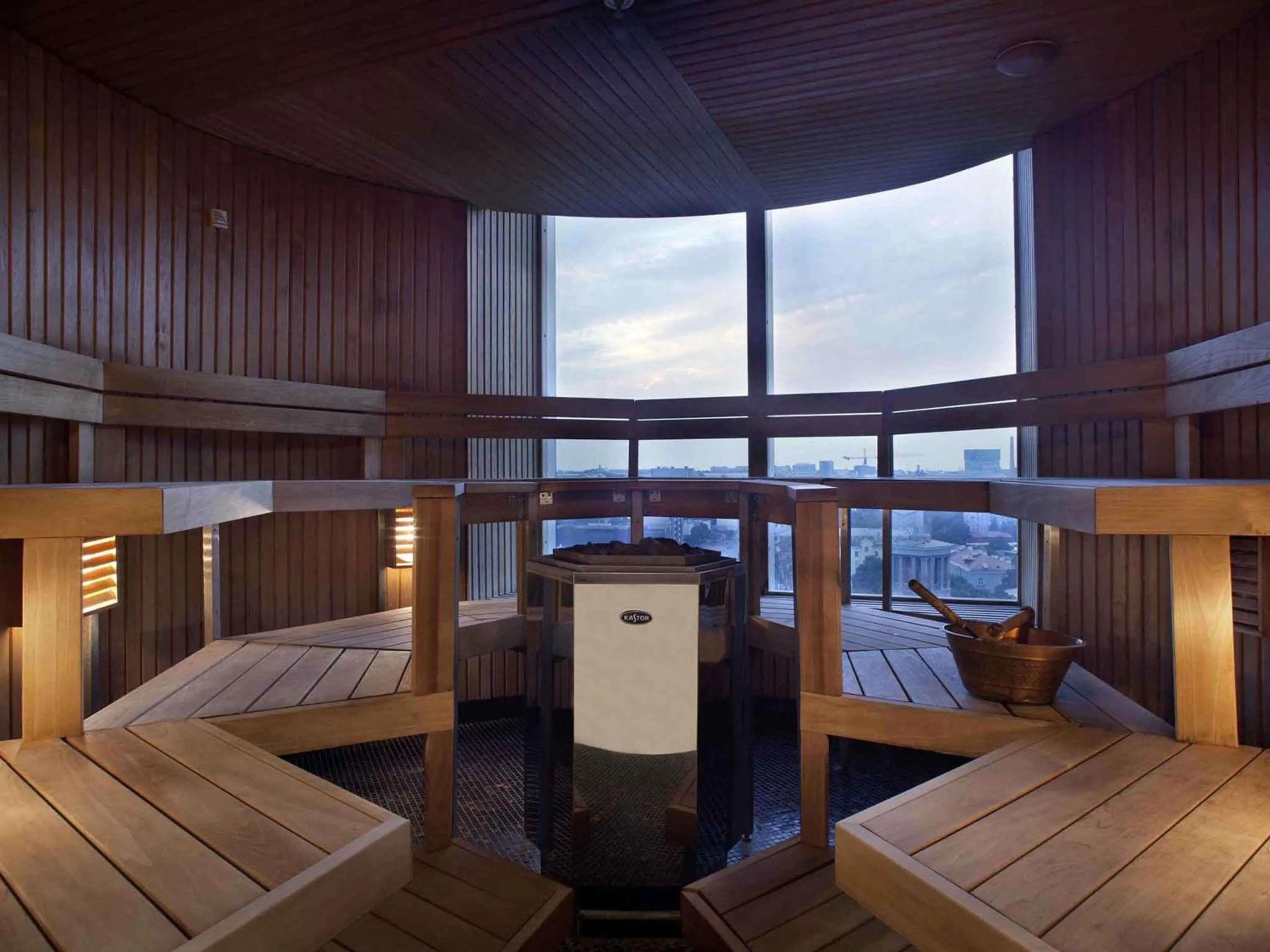 Bedroom, Bed in Swissotel Tallinn