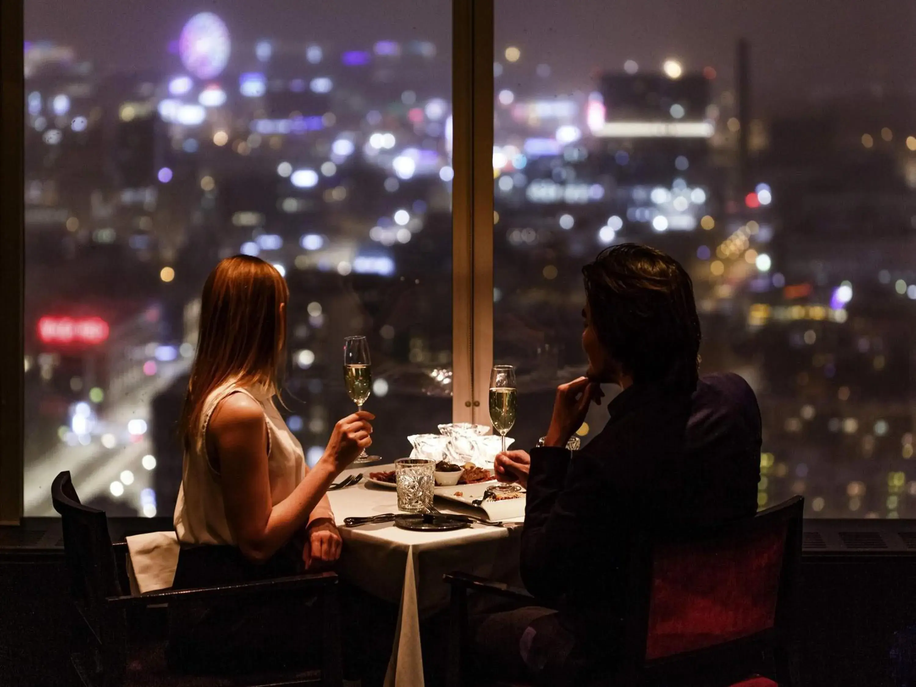 Restaurant/places to eat in Swissotel Tallinn Restaurant/places to eat in Swissotel Tallinn