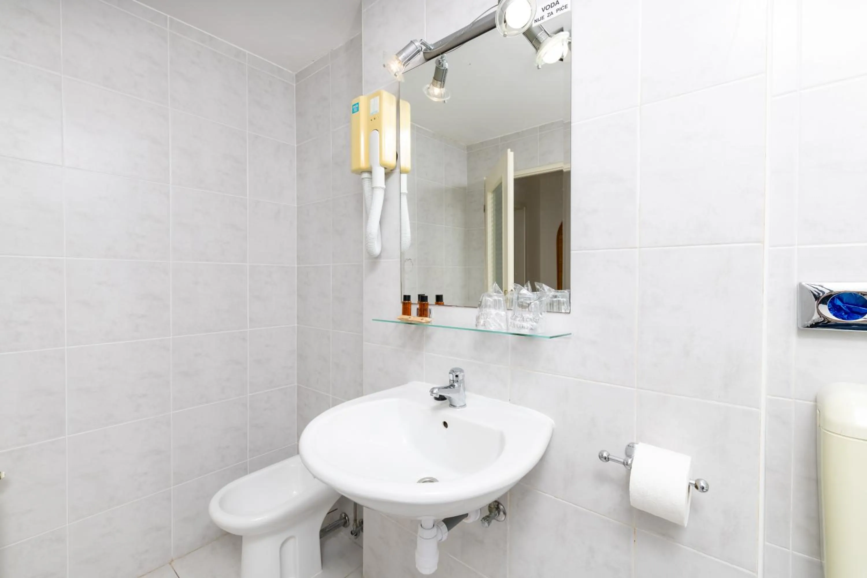 Bathroom in Hotel Timun