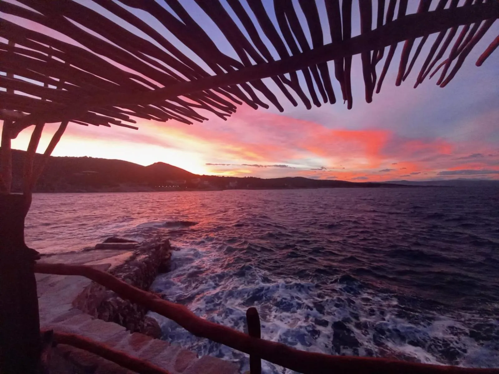 Restaurant/places to eat in Hotel Timun