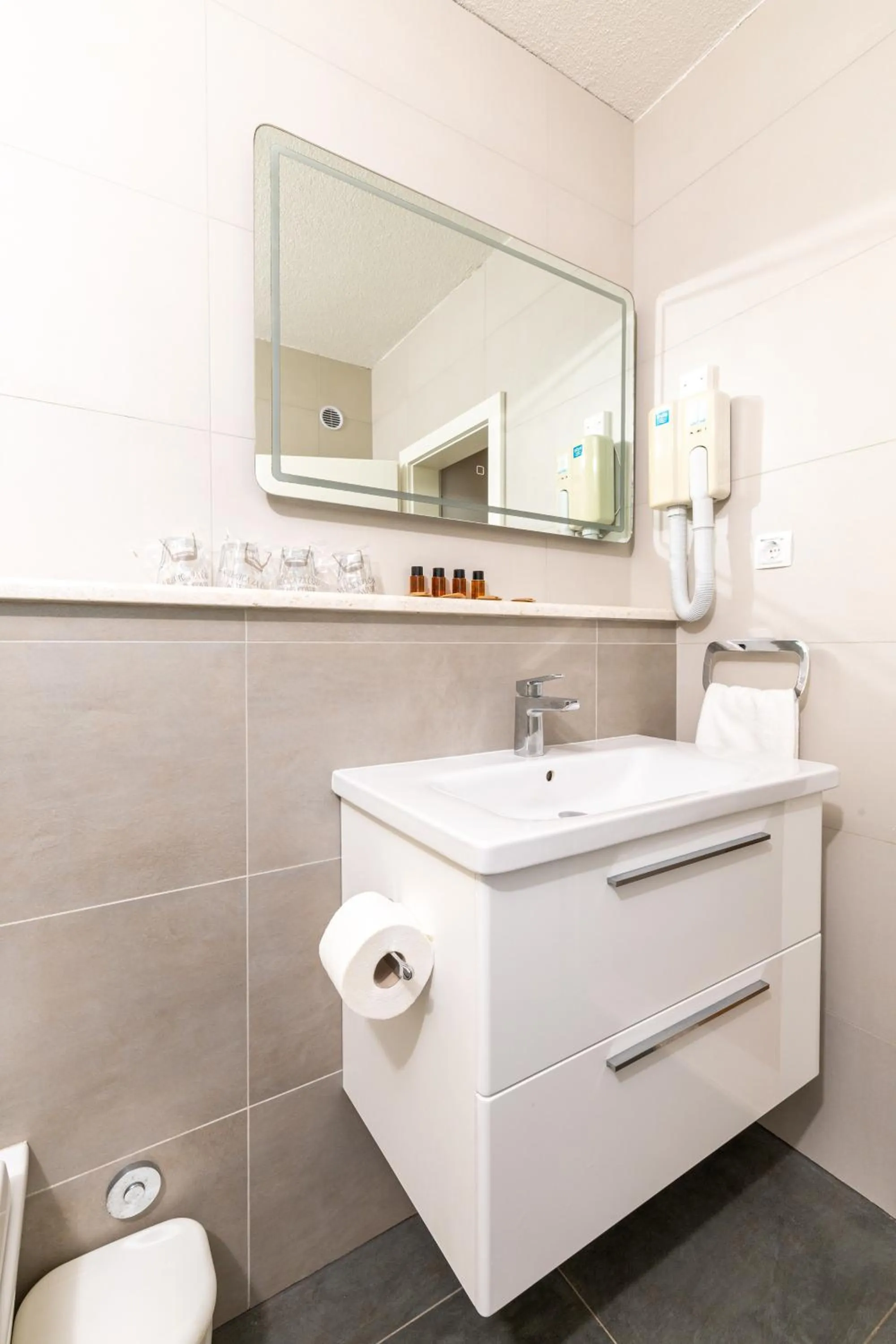 Bathroom in Hotel Timun