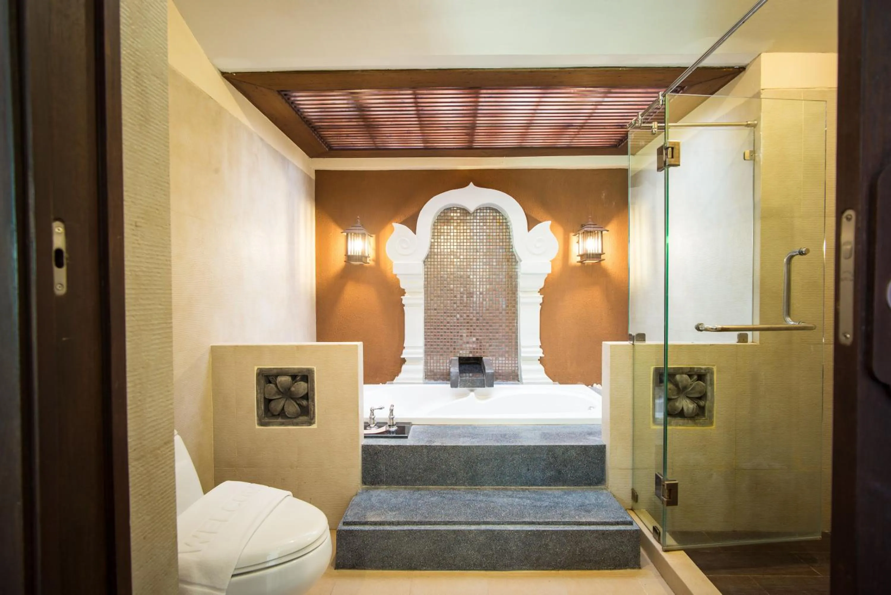 Bed in Sibsan Resort & Spa Maetaeng Chiang Mai