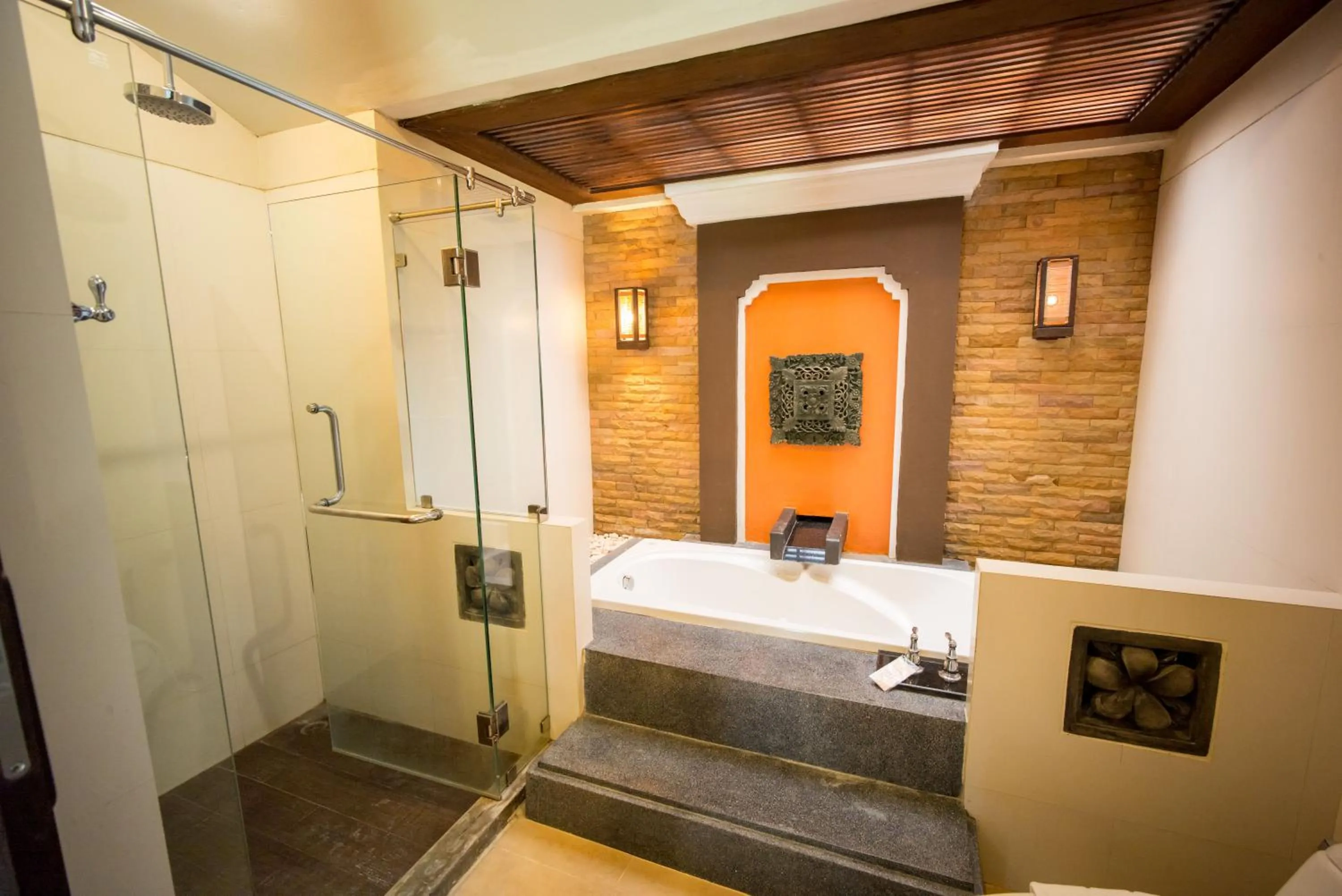Shower, Bed in Sibsan Resort & Spa Maetaeng Chiang Mai