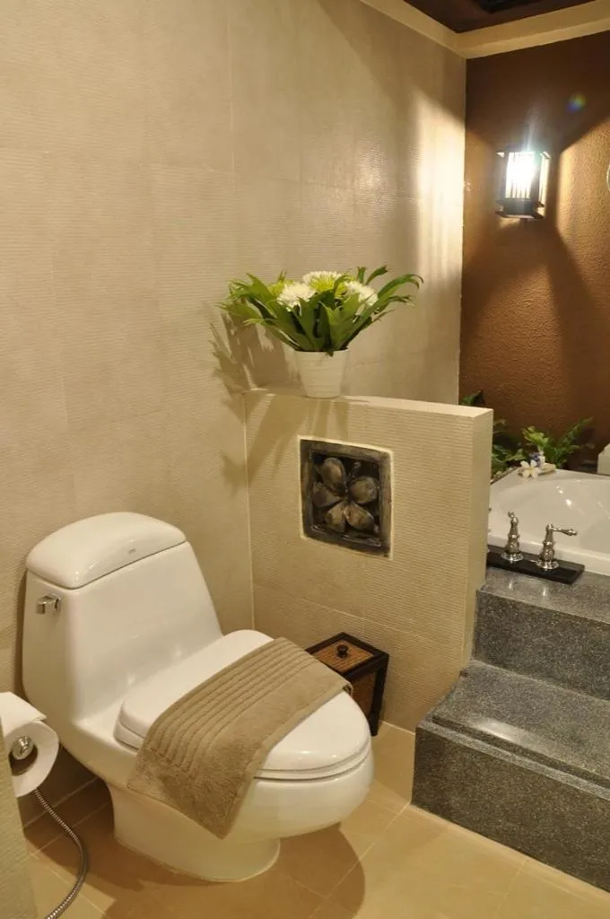 Toilet in Sibsan Resort & Spa Maetaeng Chiang Mai