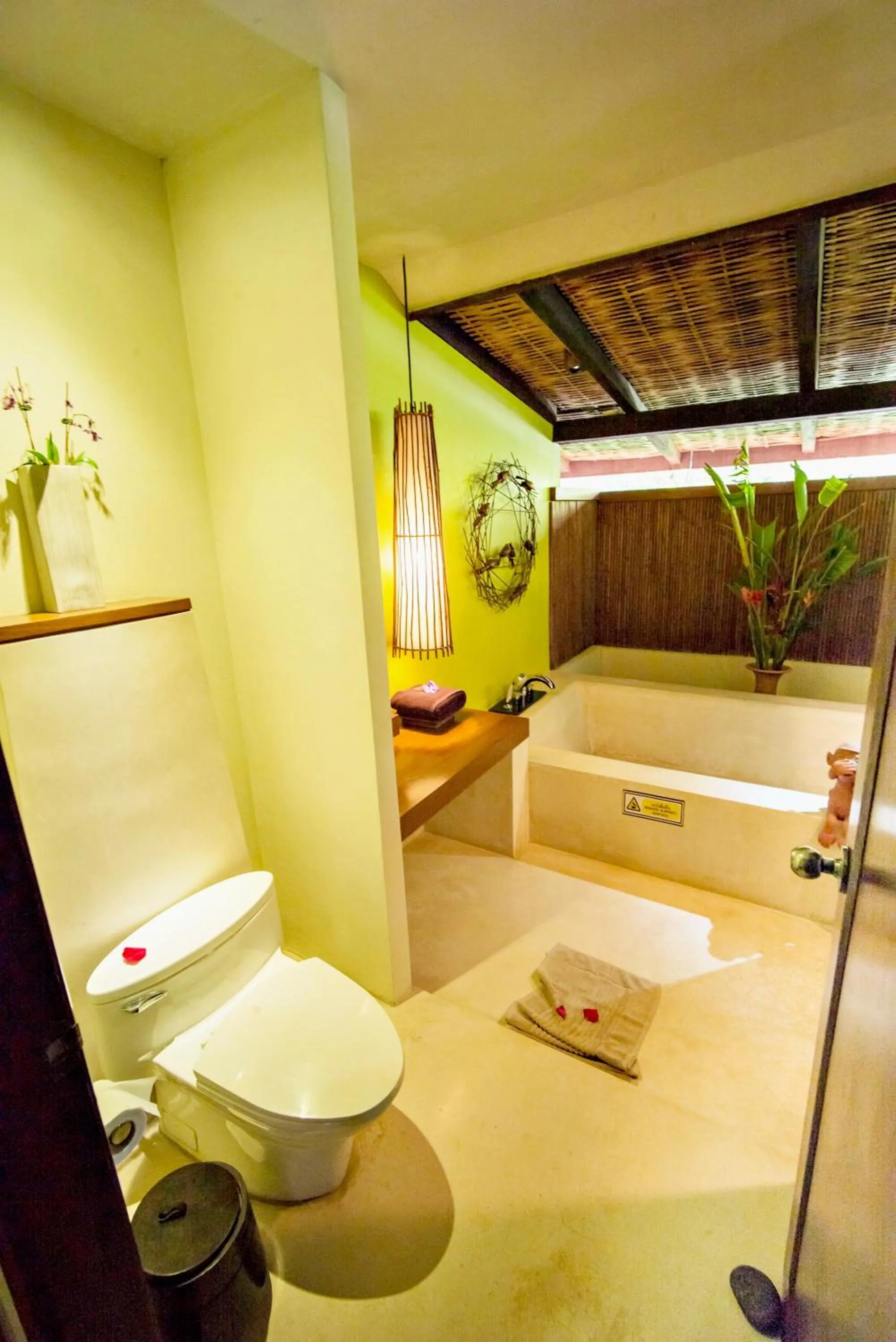 Spa and wellness centre/facilities, Bed in Sibsan Resort & Spa Maetaeng Chiang Mai