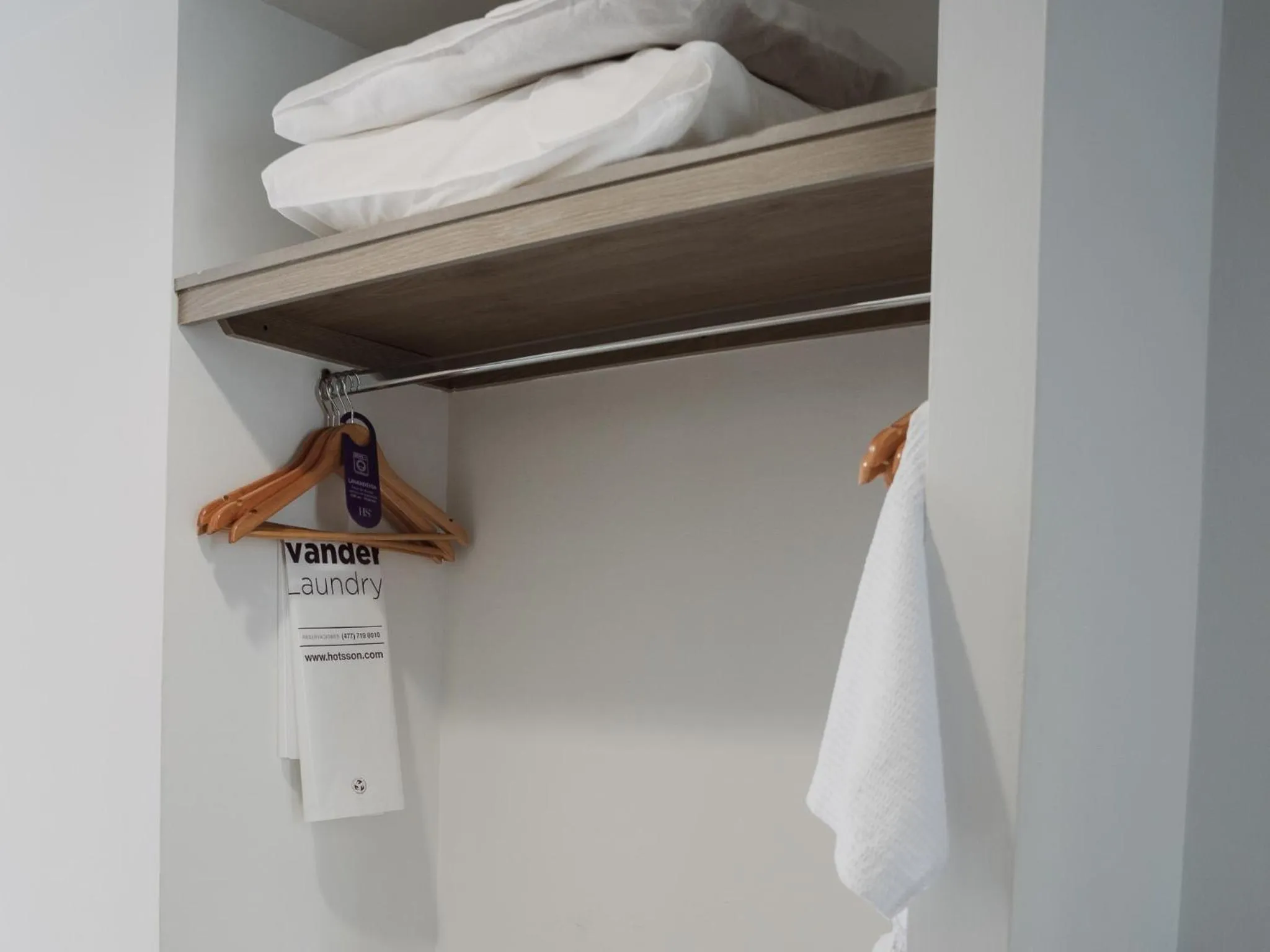 wardrobe in Memora Hotel & Villas Chapala