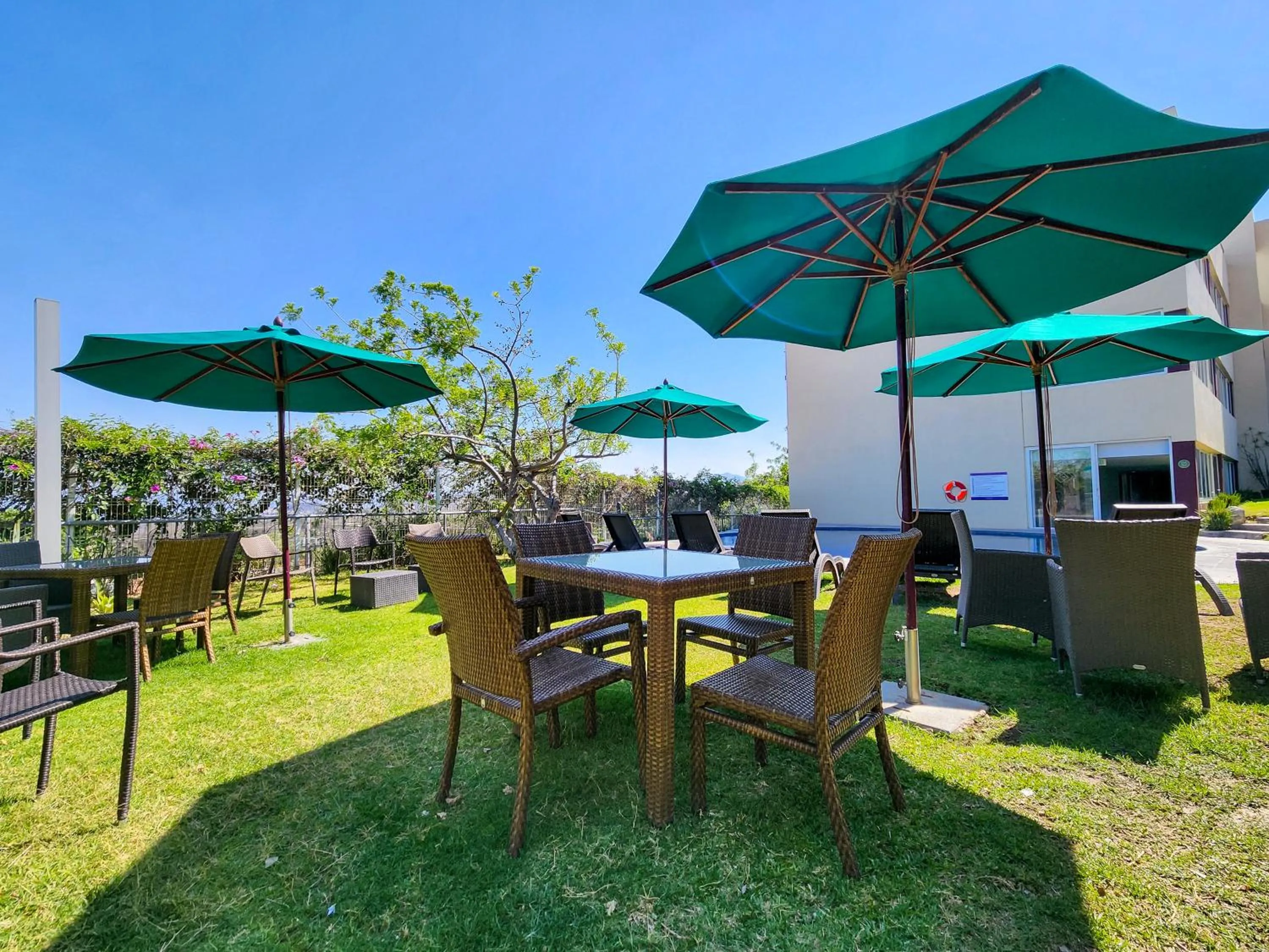 Swimming pool in Memora Hotel & Villas Chapala