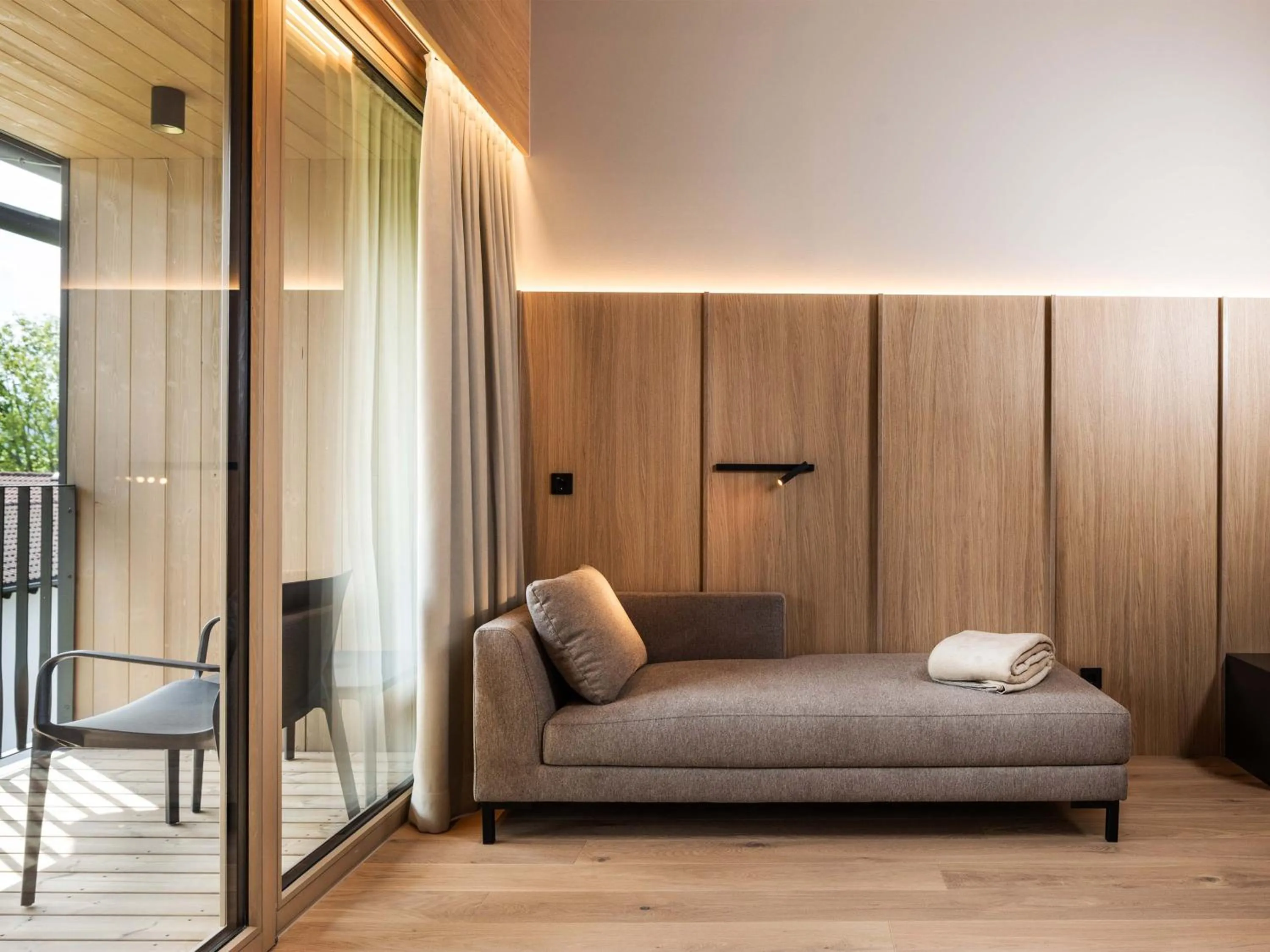 Photo of the whole room, Bed in Schlosshotel Mitterhart